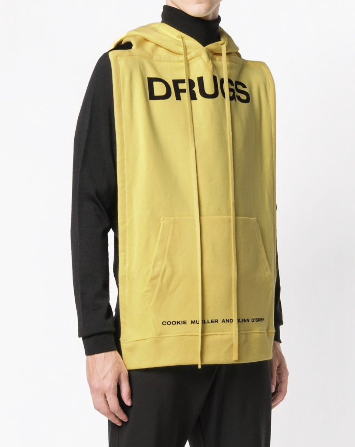 Raf Simons Raf Simons DRUGS Logo Sleeveless Hoodie Bib Yellow OS Size US L / EU 52-54 / 3 - 4 Thumbnail