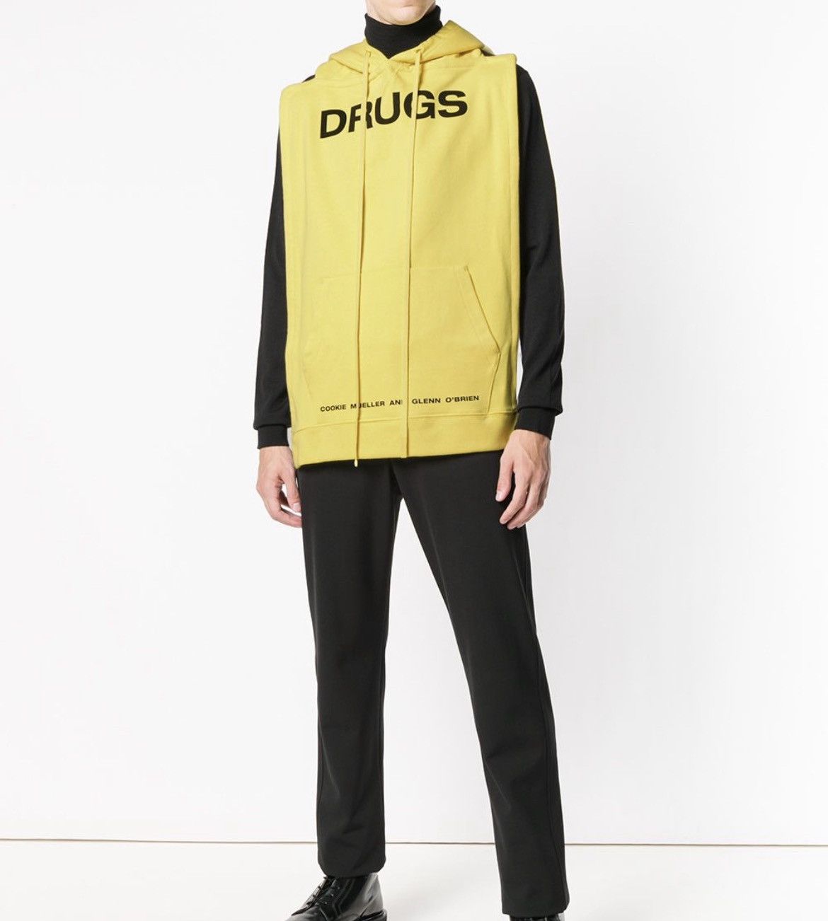 Raf Simons Raf Simons DRUGS Logo Sleeveless Hoodie Bib Yellow OS Size US L / EU 52-54 / 3 - 6 Thumbnail