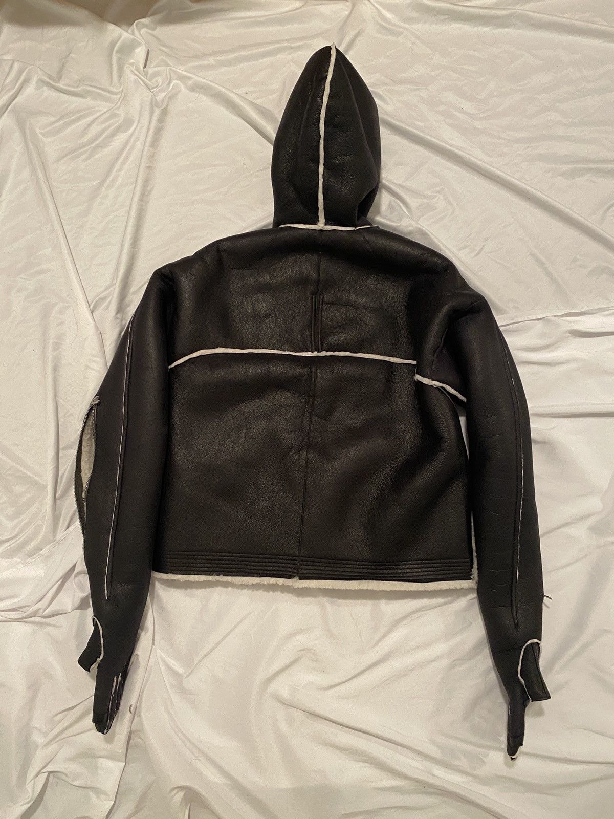 Rick Owens RICK OWENS FW21 SEALED WINDBREAKER GLOVE INSERT SHEARLING Size US S / EU 44-46 / 1 - 2 Thumbnail