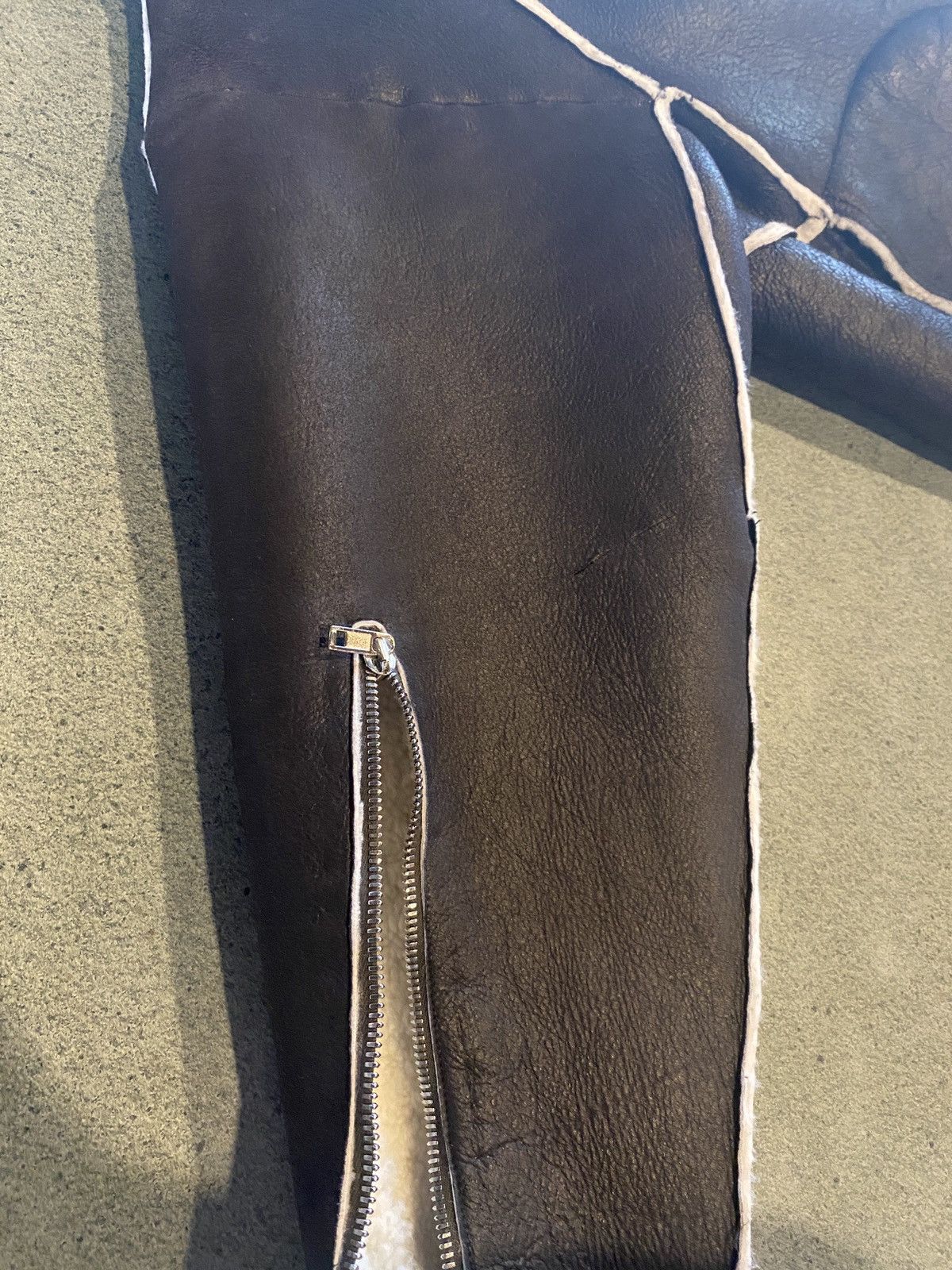 Rick Owens RICK OWENS FW21 SEALED WINDBREAKER GLOVE INSERT SHEARLING Size US S / EU 44-46 / 1 - 24 Thumbnail