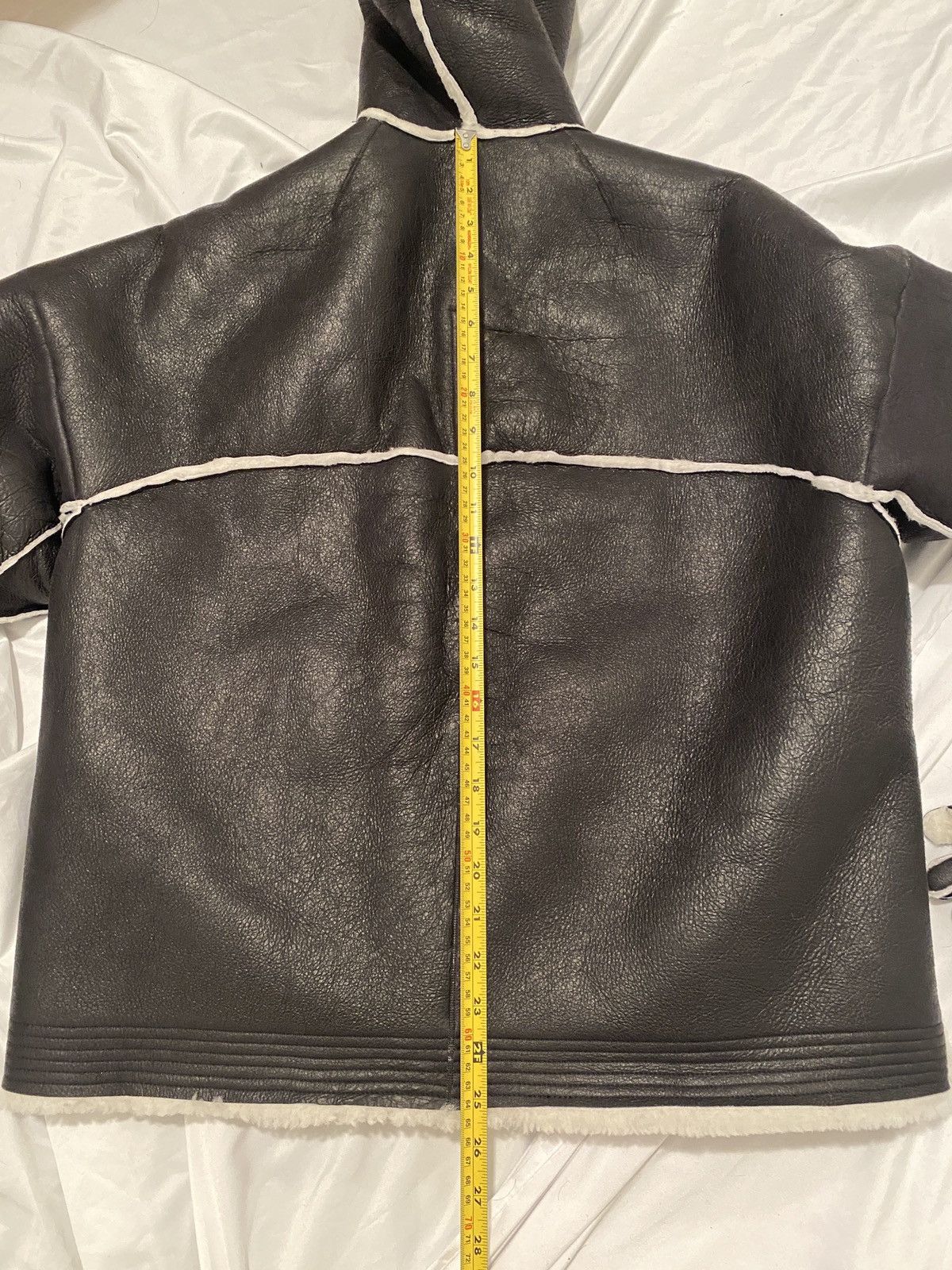 Rick Owens RICK OWENS FW21 SEALED WINDBREAKER GLOVE INSERT SHEARLING Size US S / EU 44-46 / 1 - 6 Thumbnail
