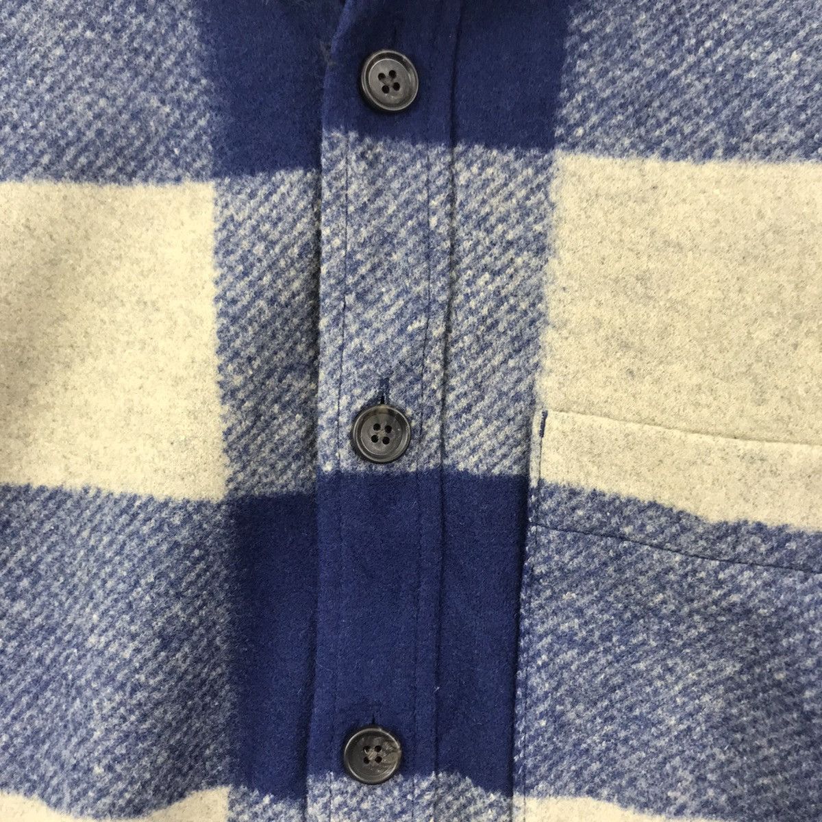 Uniqlo UNIQLO Fleece Check Design Button Up Casual Shirt Size US S / EU 44-46 / 1 - 3 Thumbnail