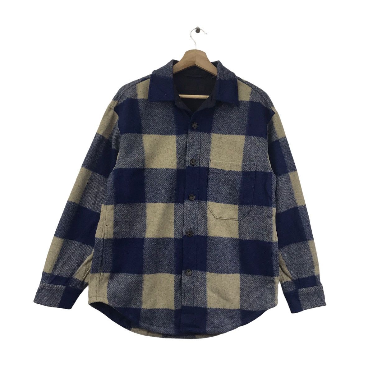 Uniqlo UNIQLO Fleece Check Design Button Up Casual Shirt Size US S / EU 44-46 / 1 - 1 Thumbnail