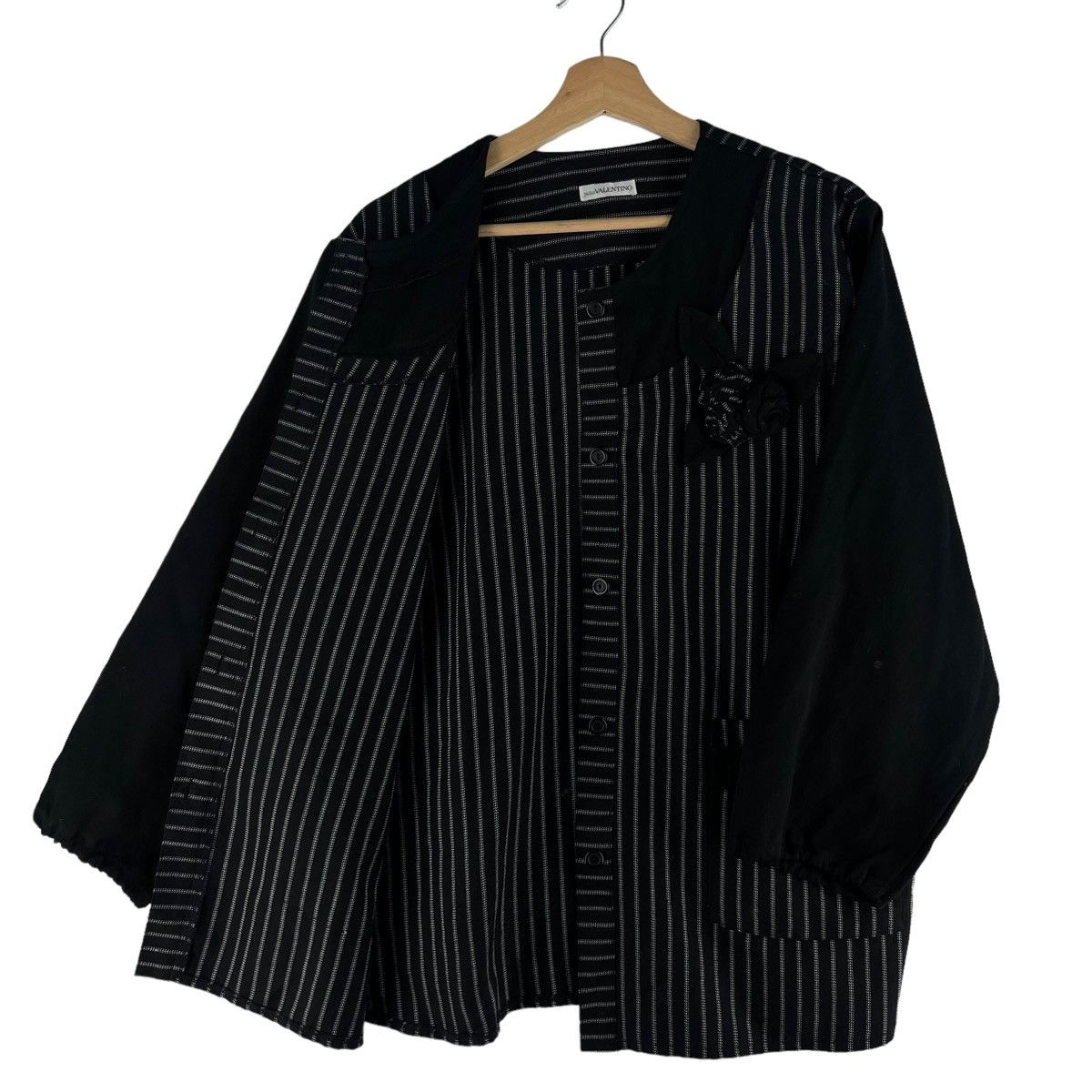 Japanese Brand VINTAGE JULLIO VALENTINO PINSTRIPED CHORE JACKET Size US M / EU 48-50 / 2 - 8 Thumbnail