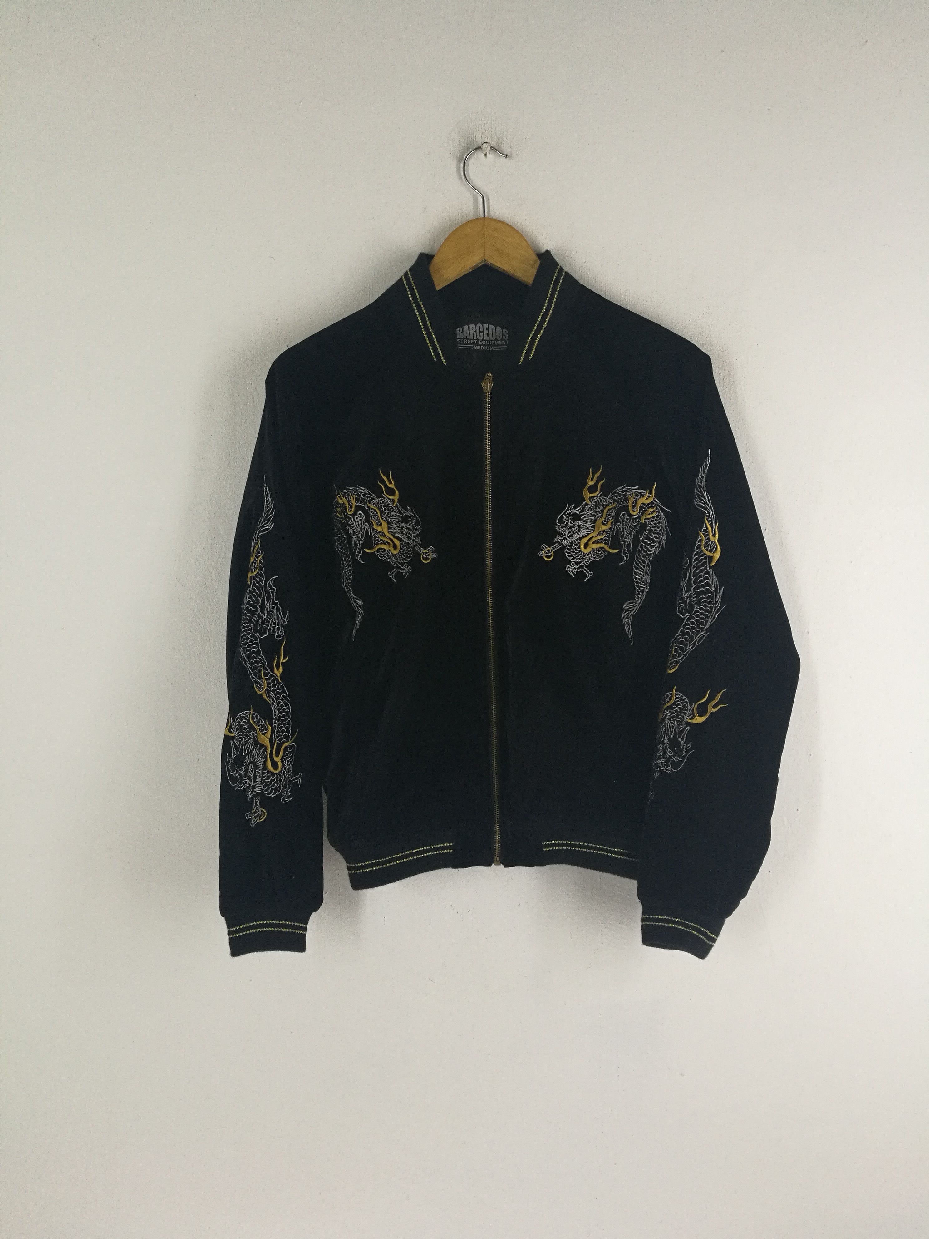 image of Sukajan Souvenir Jacket Black Velvet Embroidered Japanese Dragon Motive Barcedos (Size Medium)