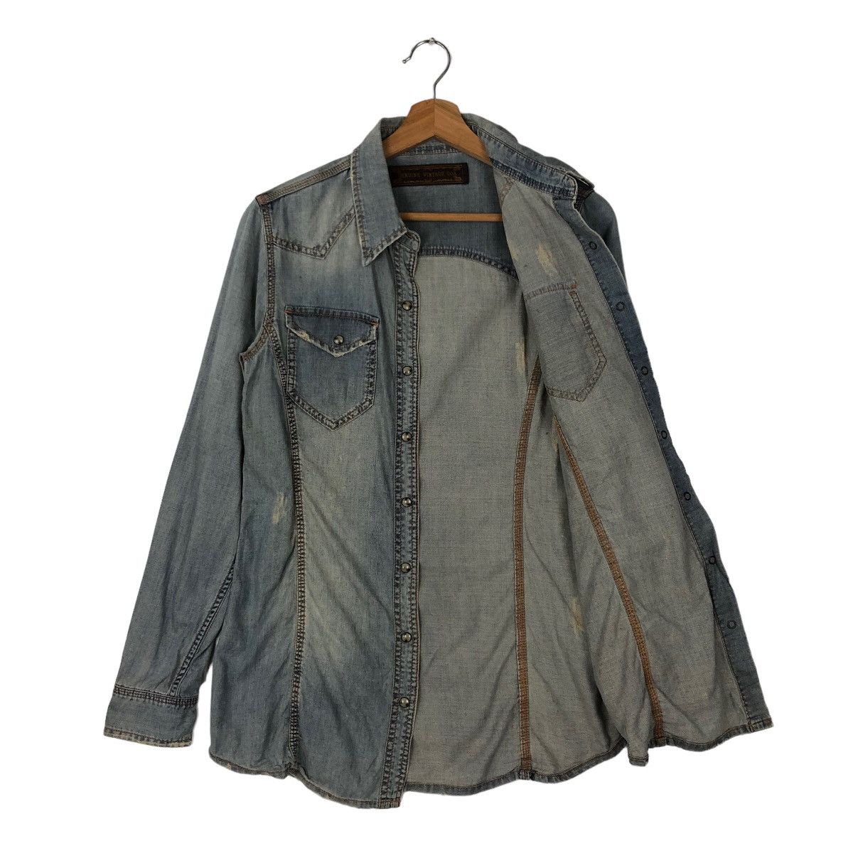Japanese Brand VINTAGE CHAMBRAY DENIM JACKET GENUINE VINTAGE GOA JAPAN Size US M / EU 48-50 / 2 - 8 Thumbnail