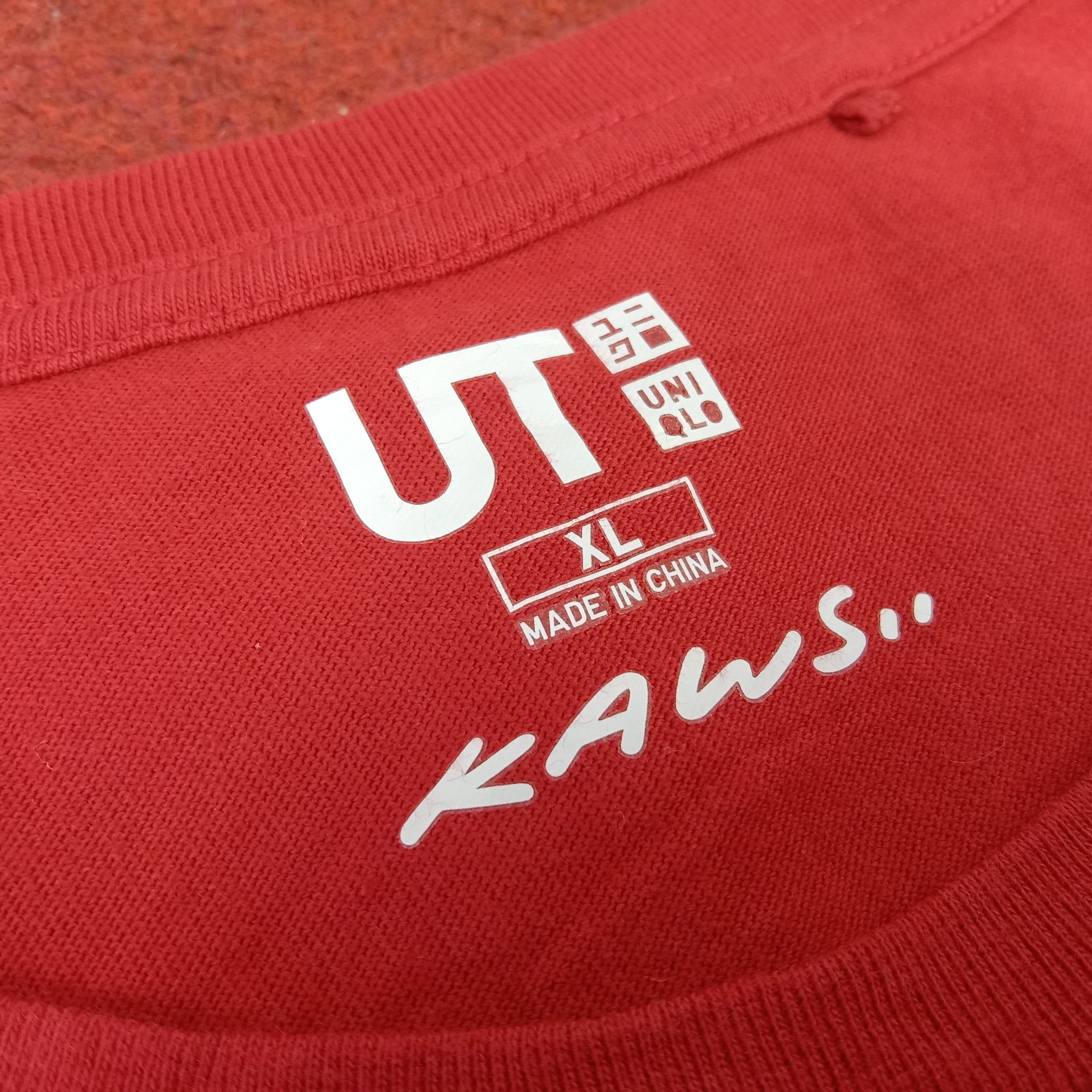 Japanese Brand × Kaws Uniqlo X Kaws Streetwear Style Big Print Design Tshirt Size US XL / EU 56 / 4 - 4 Thumbnail