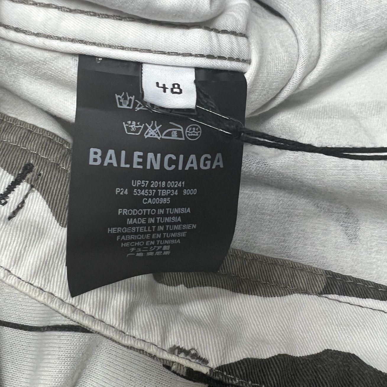 Balenciaga BALENCIAGA Army Camouflage Pants - Designer Cargo Pants Size US 31 - 12 Thumbnail