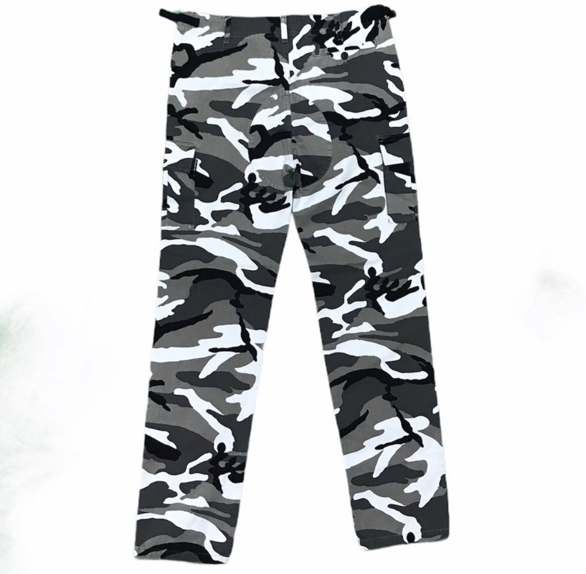 Balenciaga BALENCIAGA Army Camouflage Pants - Designer Cargo Pants Size US 31 - 1 Thumbnail