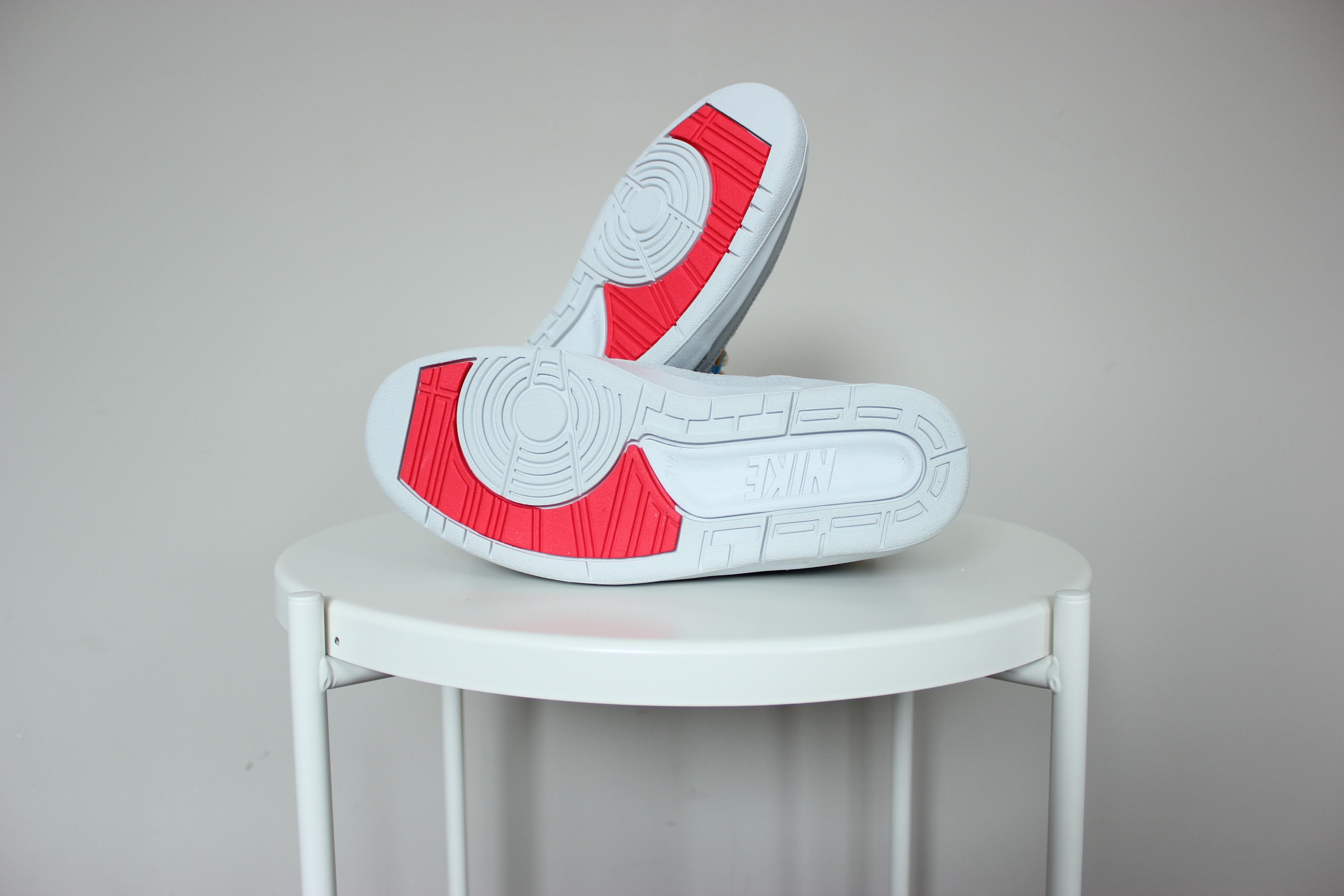 Nike × Union LA Air Jordan 2 Retro SP x Union LA Grey Fog Size US 7.5 / EU 40-41 - 5 Thumbnail