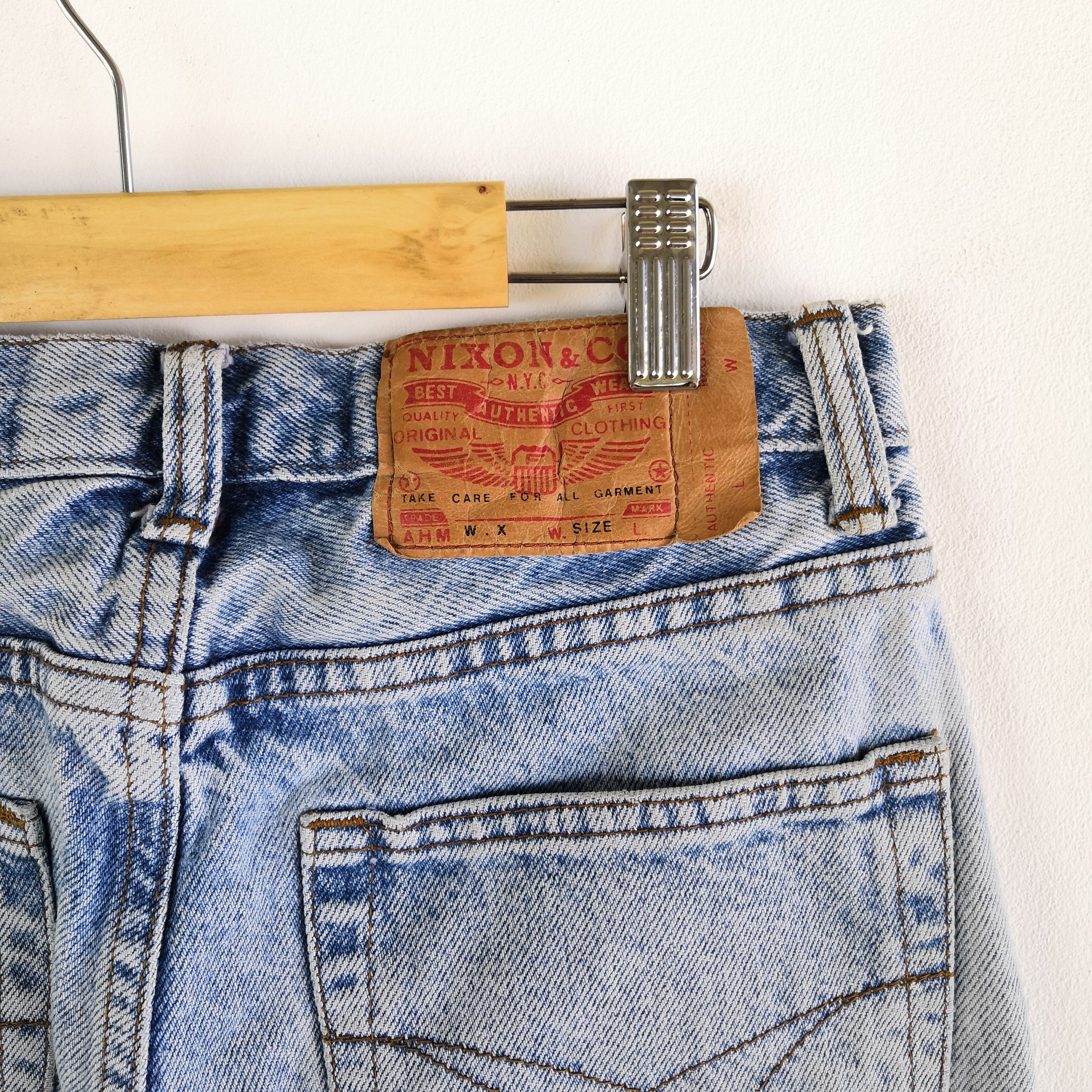 Japanese Brand Nixon Co Distressed Light Wash Jeans Japanese Denim Size 26" / US 2 / IT 38 - 6 Thumbnail