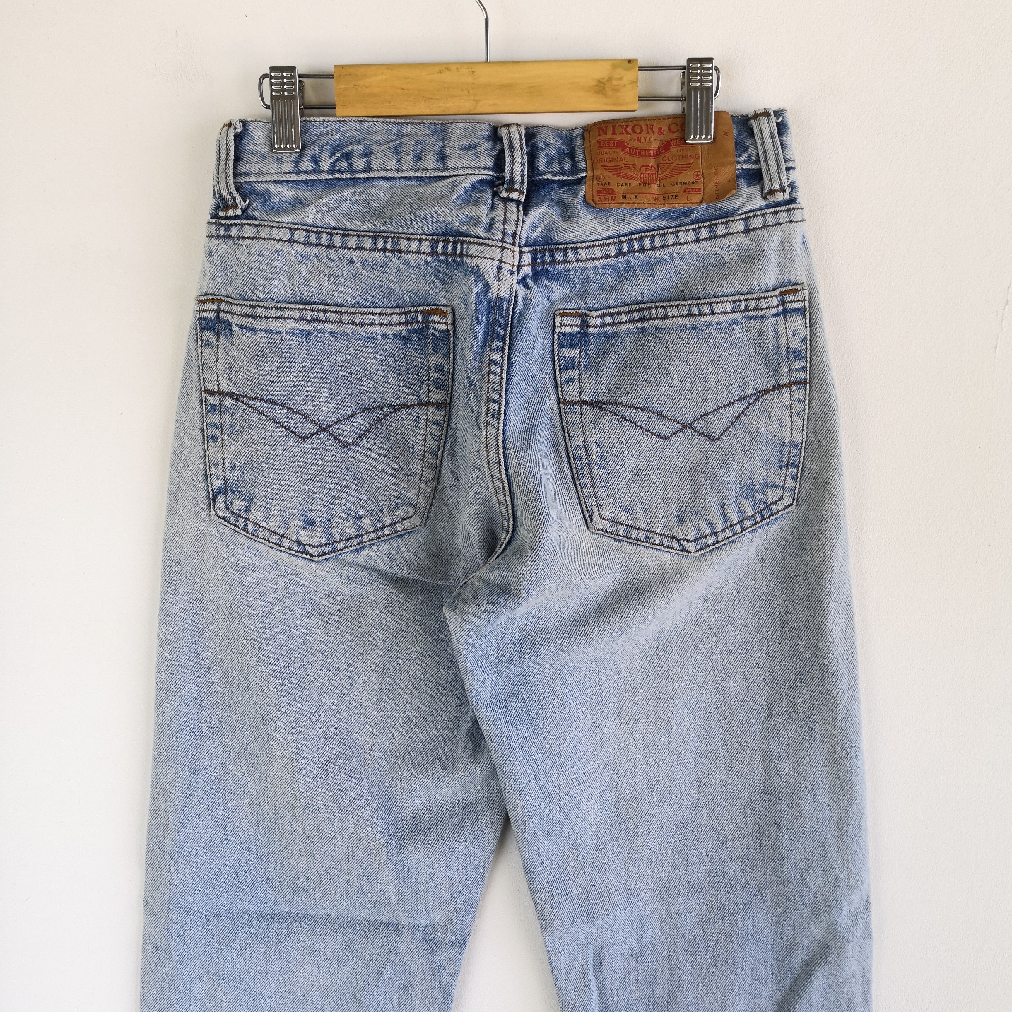 Japanese Brand Nixon Co Distressed Light Wash Jeans Japanese Denim Size 26" / US 2 / IT 38 - 5 Thumbnail