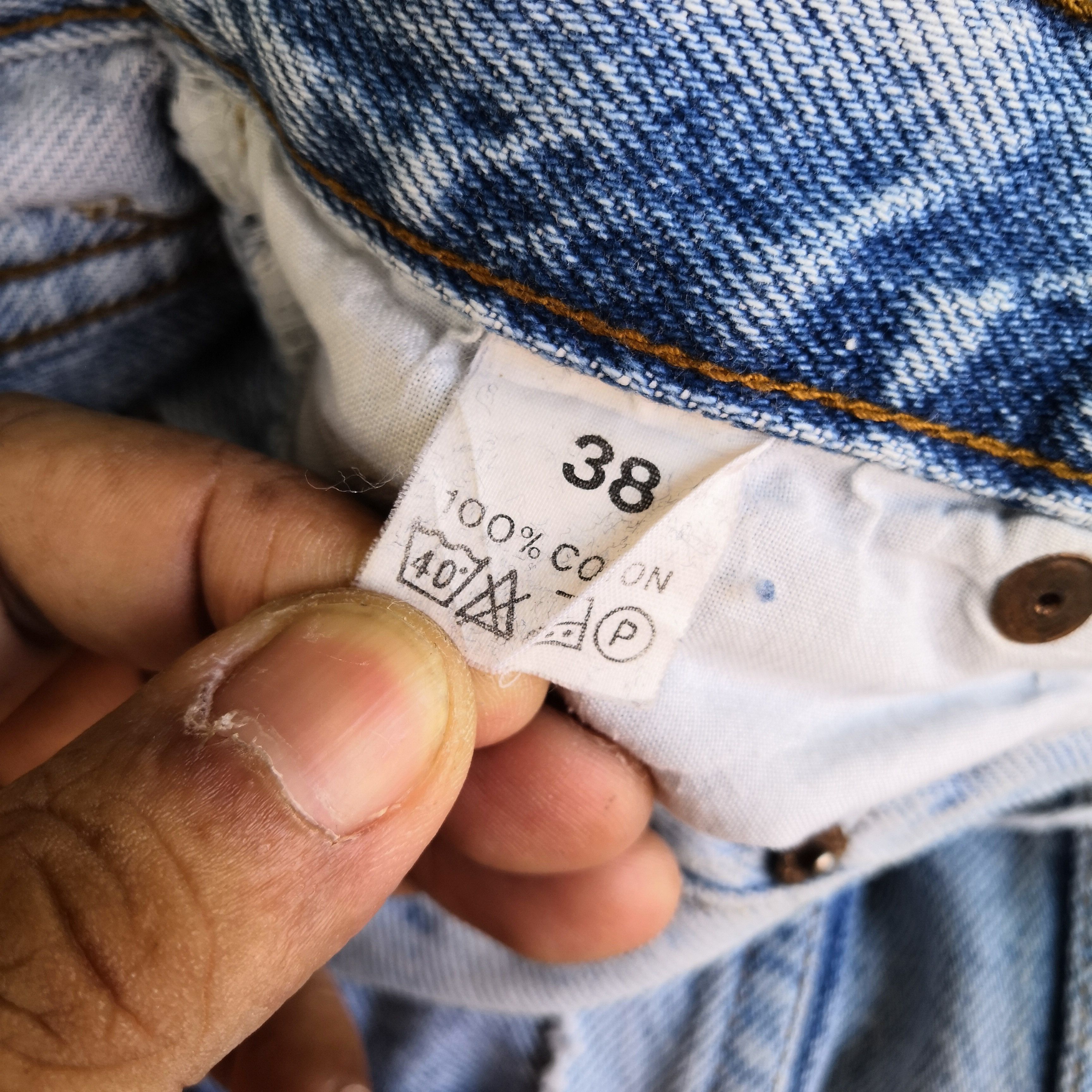 Japanese Brand Nixon Co Distressed Light Wash Jeans Japanese Denim Size 26" / US 2 / IT 38 - 8 Thumbnail