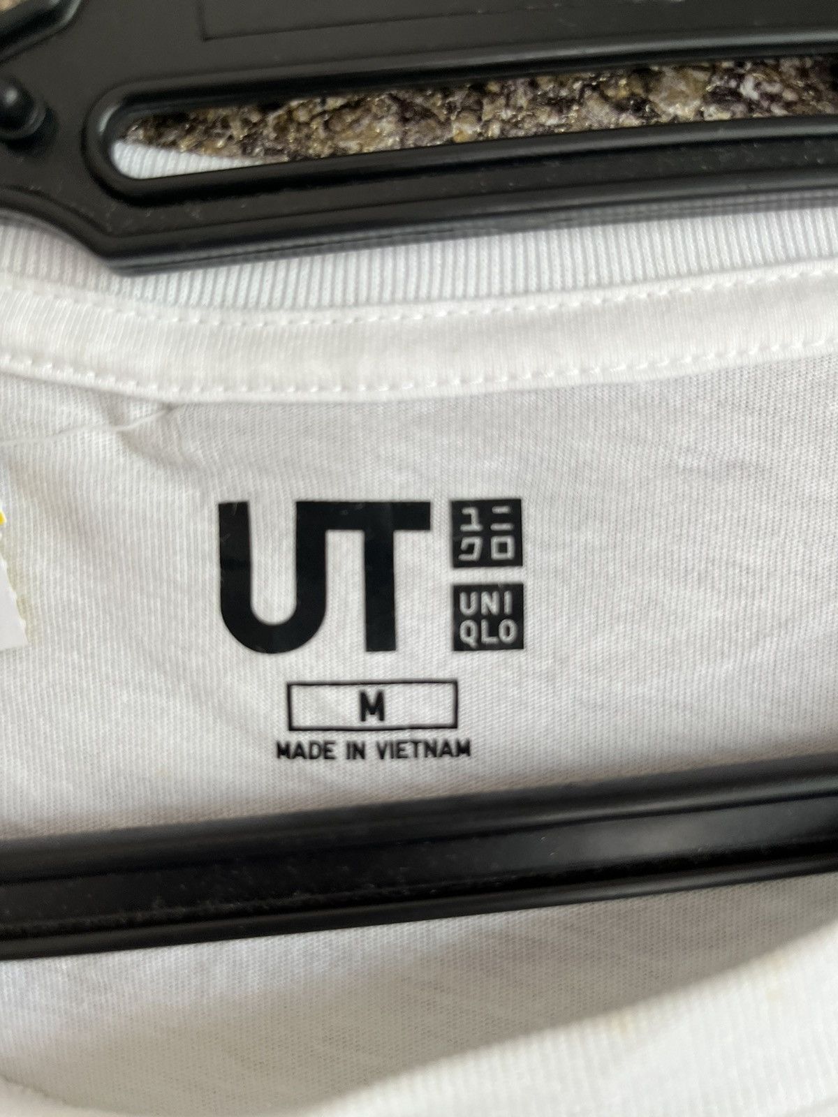 Other Uniqlo ft60 Size US M / EU 48-50 / 2 - 3 Thumbnail