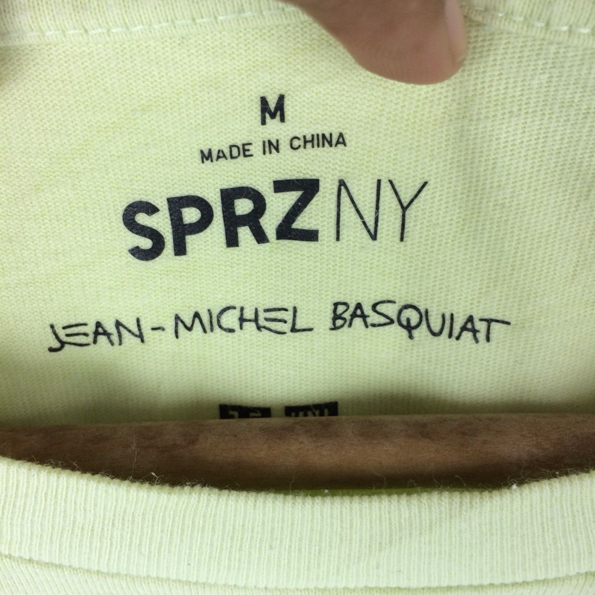 Jean-Michel Basquiat × Uniqlo Tie-Dye Jean Michel Basquiat X Uniqlo Japanese Tshirt Size US M / EU 48-50 / 2 - 4 Thumbnail