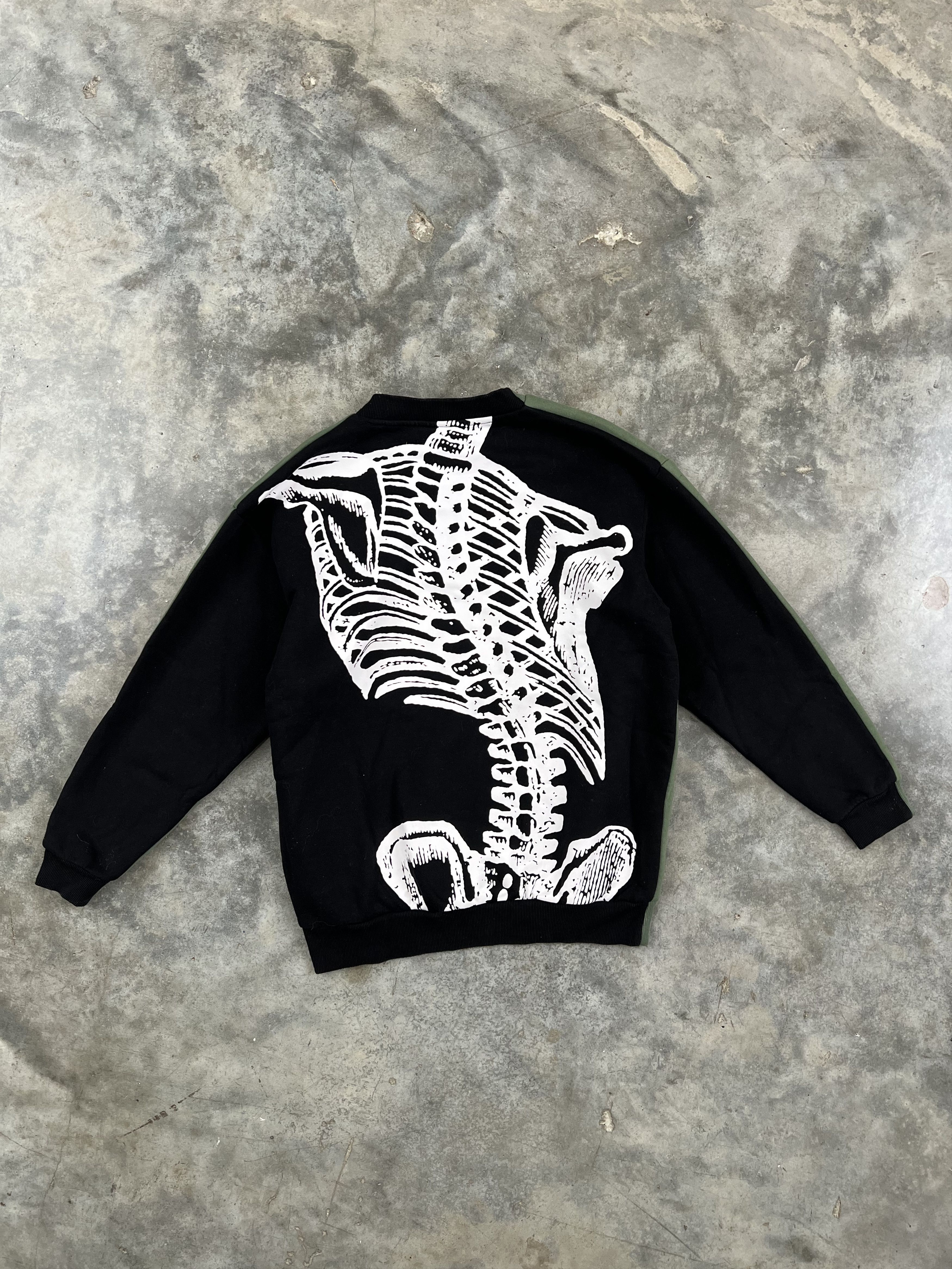 Pre-owned Pleasures Split Skeleton Crewneck Large Bones Half In Black