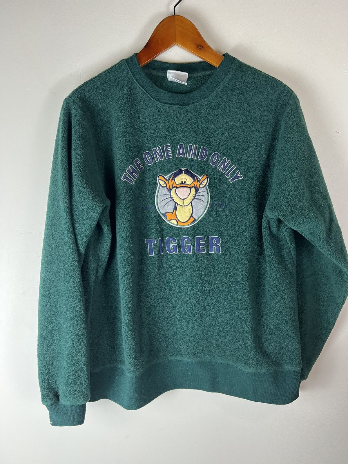 Disney Vintage Disney Tigger Fleece Crewneck Size US S / EU 44-46 / 1 - 1 Thumbnail