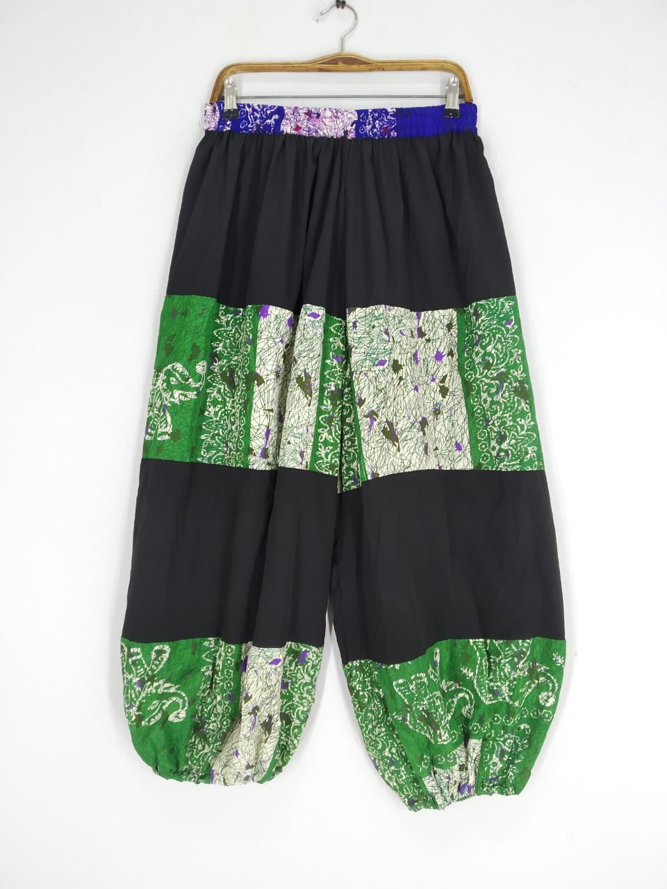Art Comes First Vtg Baggy Pants Genie Pants Bandana Pattern Ispired Kapital Size US 30 / EU 46 - 1 Thumbnail