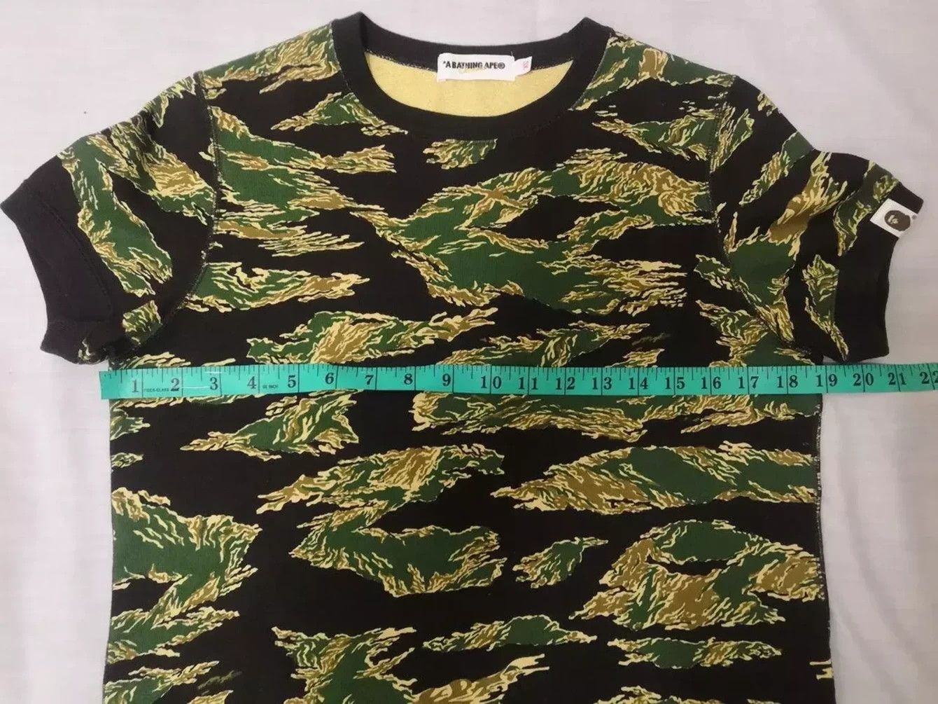 Bape A BATHING APE BAPE Camo Sweatshirt Short Sleeve Full Print Size XS / US 0-2 / IT 36-38 - 10 Thumbnail