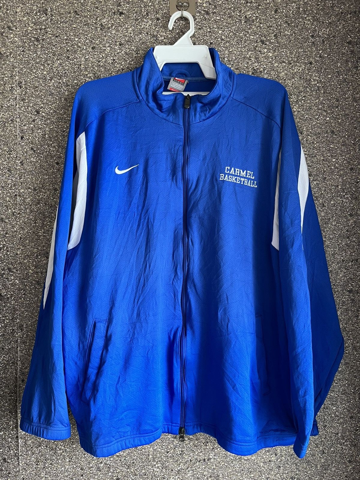 image of Nike Carmel Basketball Ft87 in Blue, Men's (Size 2XL)