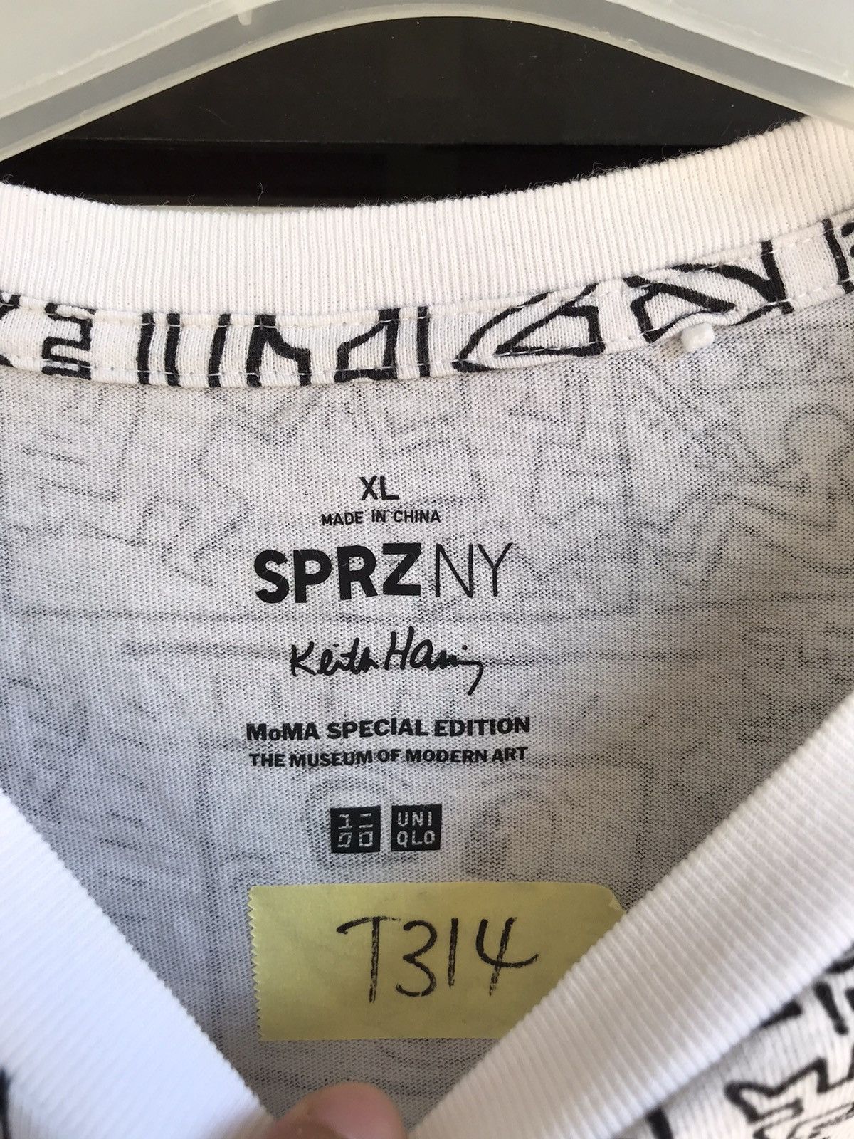 Keith Haring Keith Haring All Over Print by Uniqlo Size US L / EU 52-54 / 3 - 2 Thumbnail