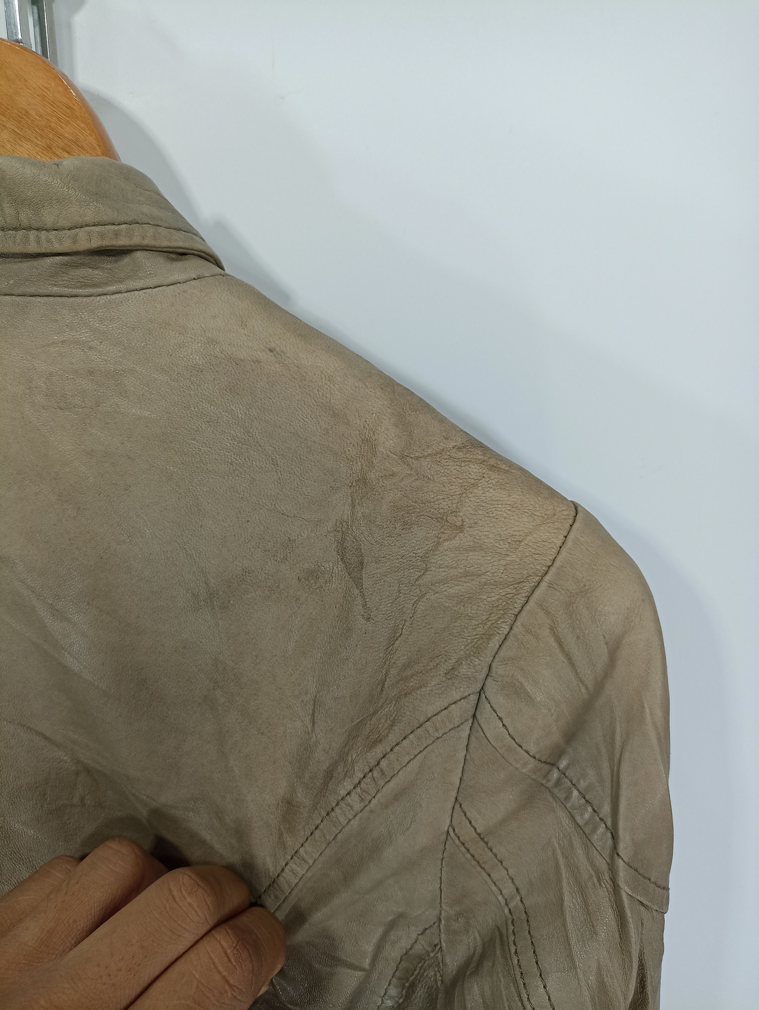 MAX&Co. × Vintage Vintage Max & Co Leather Jacket Size M / US 6-8 / IT 42-44 - 12 Thumbnail