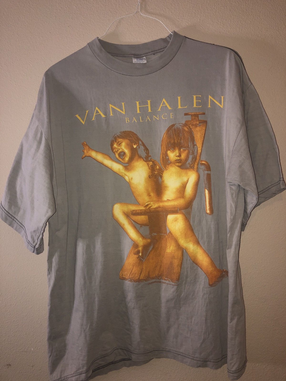 Vintage Vintage Van Halen Balance Tour 1995 European super faded 