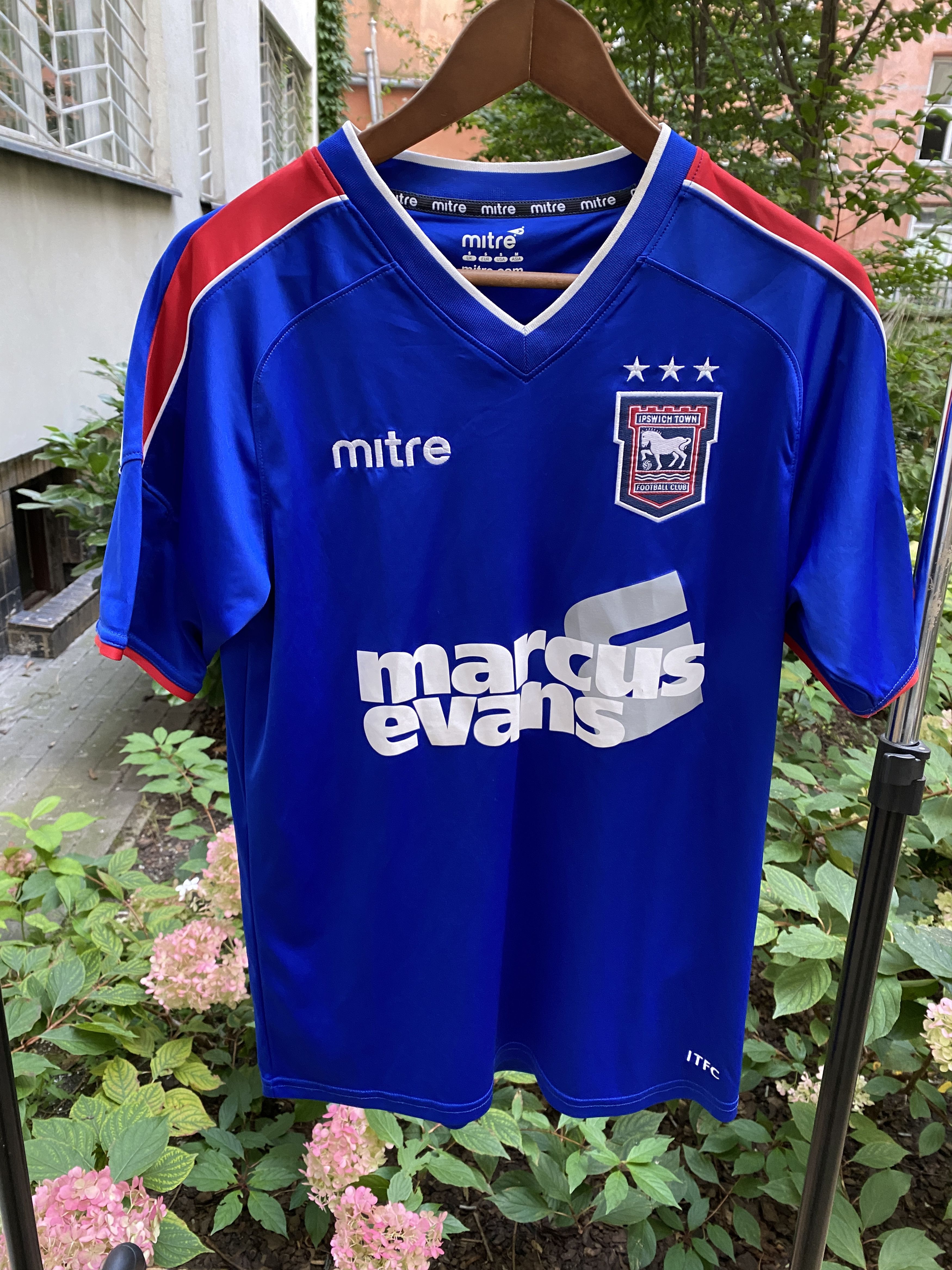 MEN'S FC IPSWICH TOWN 2018/2019 HOME SOCCER FOOTBALL SHIRT JERSEY SIZE  S SMALL