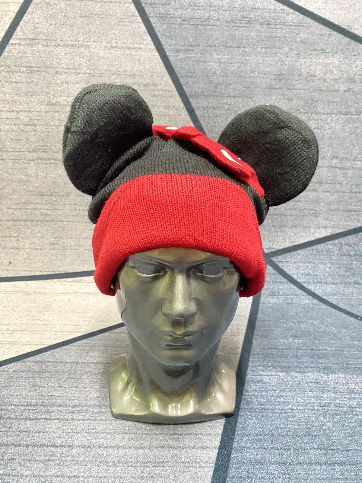 Disney × Vintage MINNIE MOUSE 3 Pieces Disney Ear Bunny Horn Devil Beanie Hat Size ONE SIZE - 2 Thumbnail