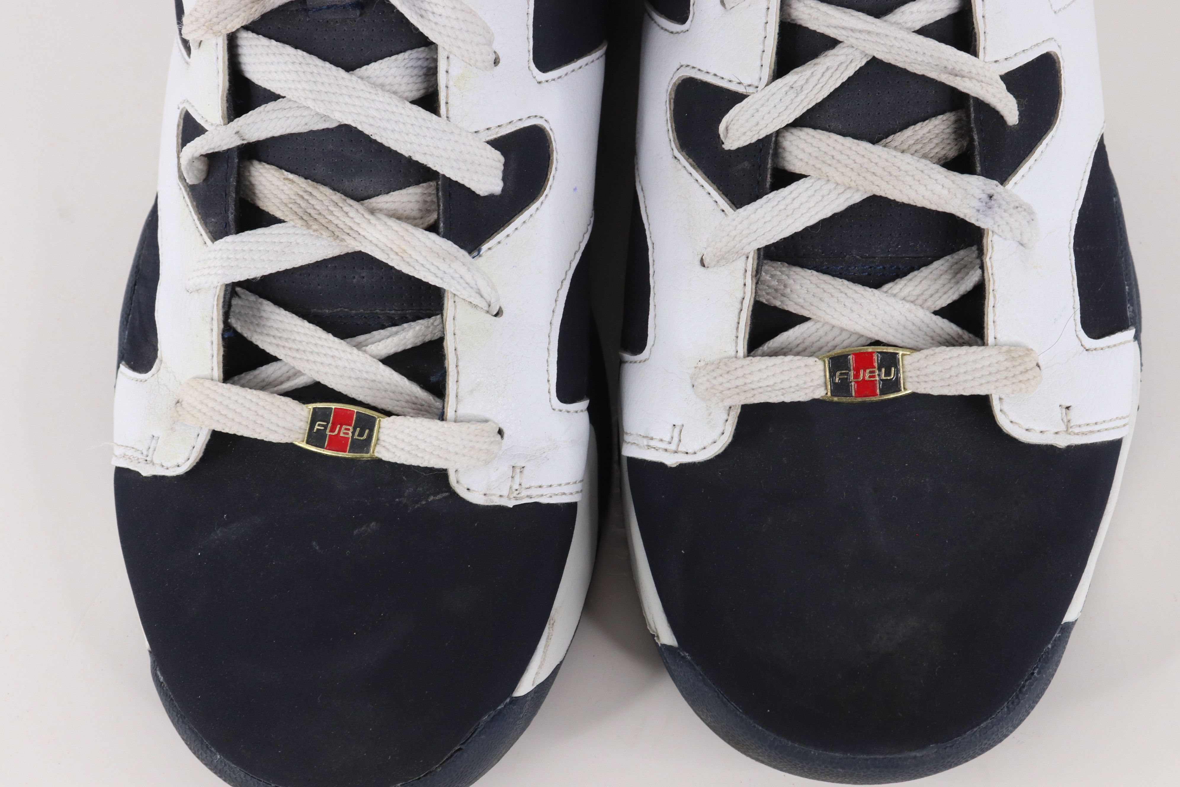 Fubu × Vintage Vintage 90s FUBU Streetwear Spell Out Basketball Shoes 11 Size US 11 / EU 44 - 5 Thumbnail