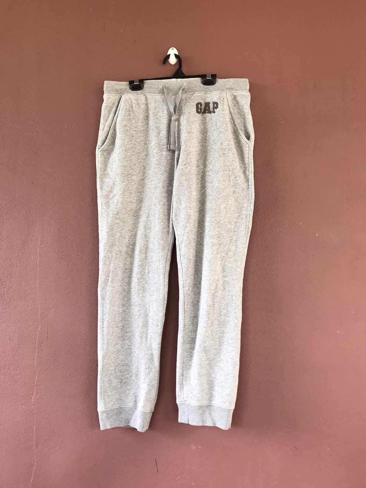 Gap Gap sweatpant size M Size US 30 / EU 46 - 1 Thumbnail