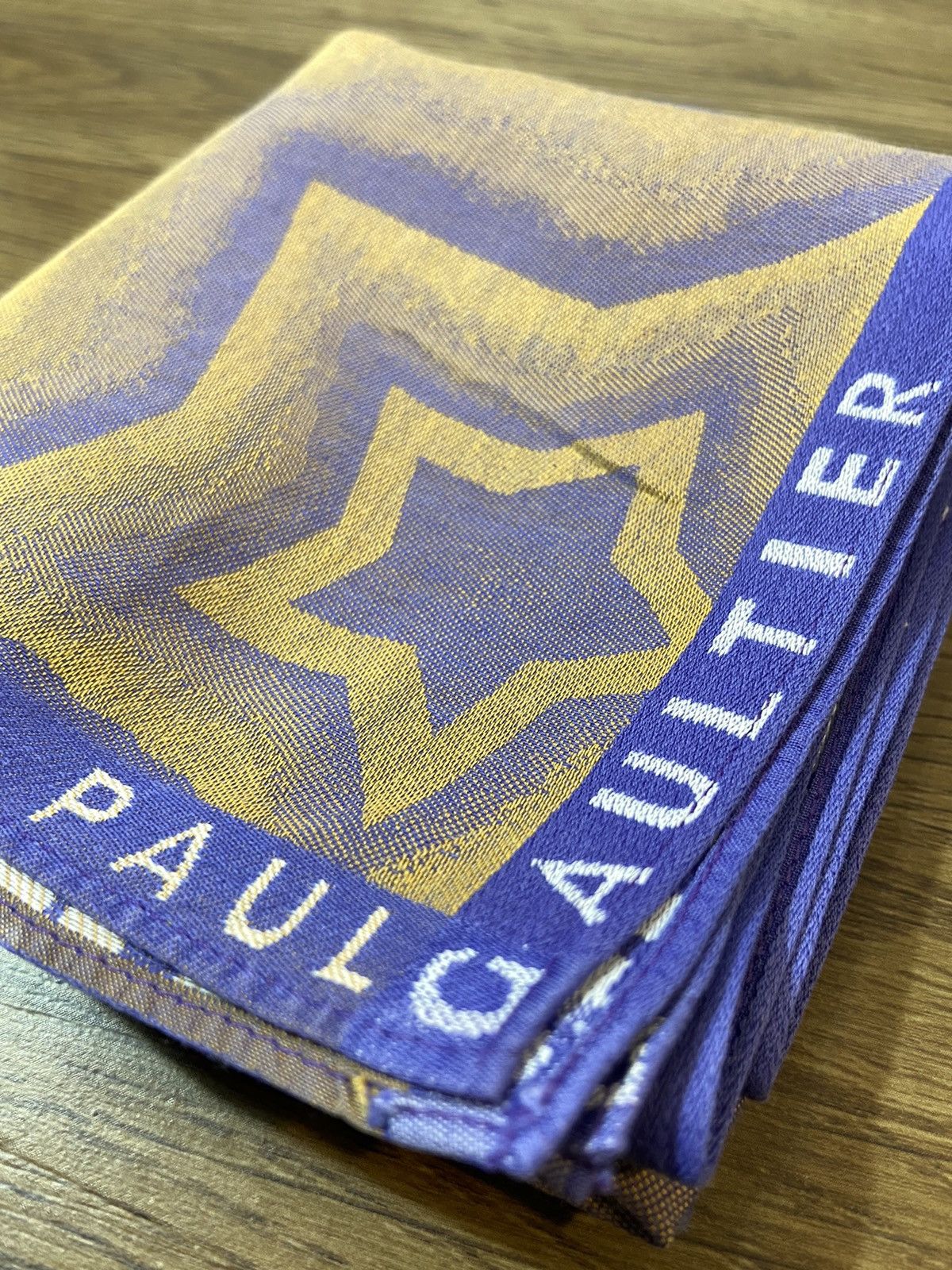 Jean Paul Gaultier Jean Paul Gaultier Handkerchief/Neckerchief/Bandanna Size ONE SIZE - 6 Thumbnail