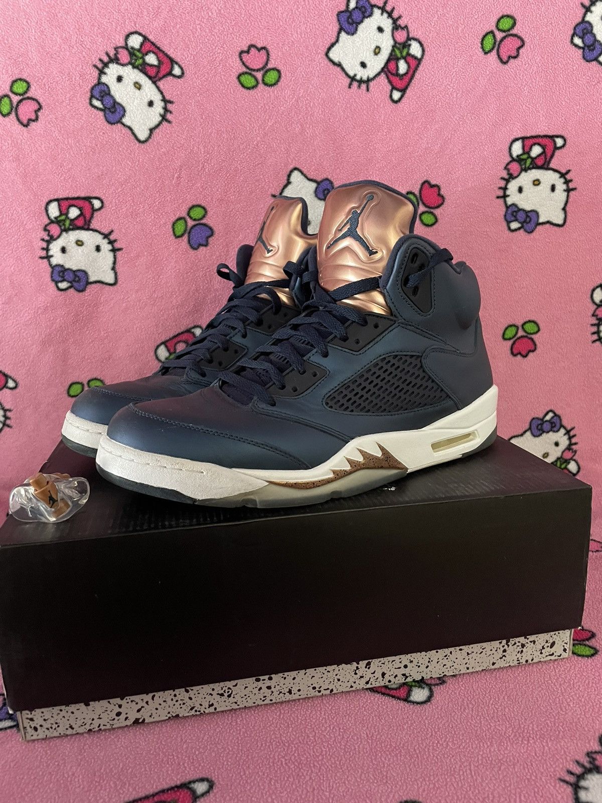 Jordan Brand Air Jordan 5 Retro Bronze 2016 Size US 12 / EU 45 - 1 Thumbnail