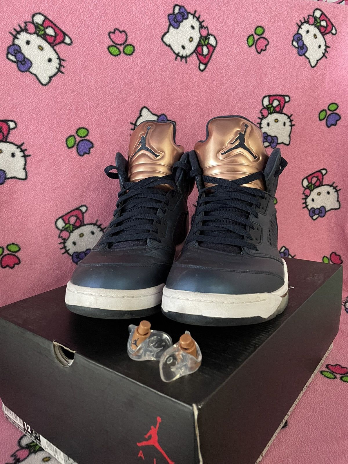 Jordan Brand Air Jordan 5 Retro Bronze 2016 Size US 12 / EU 45 - 2 Thumbnail