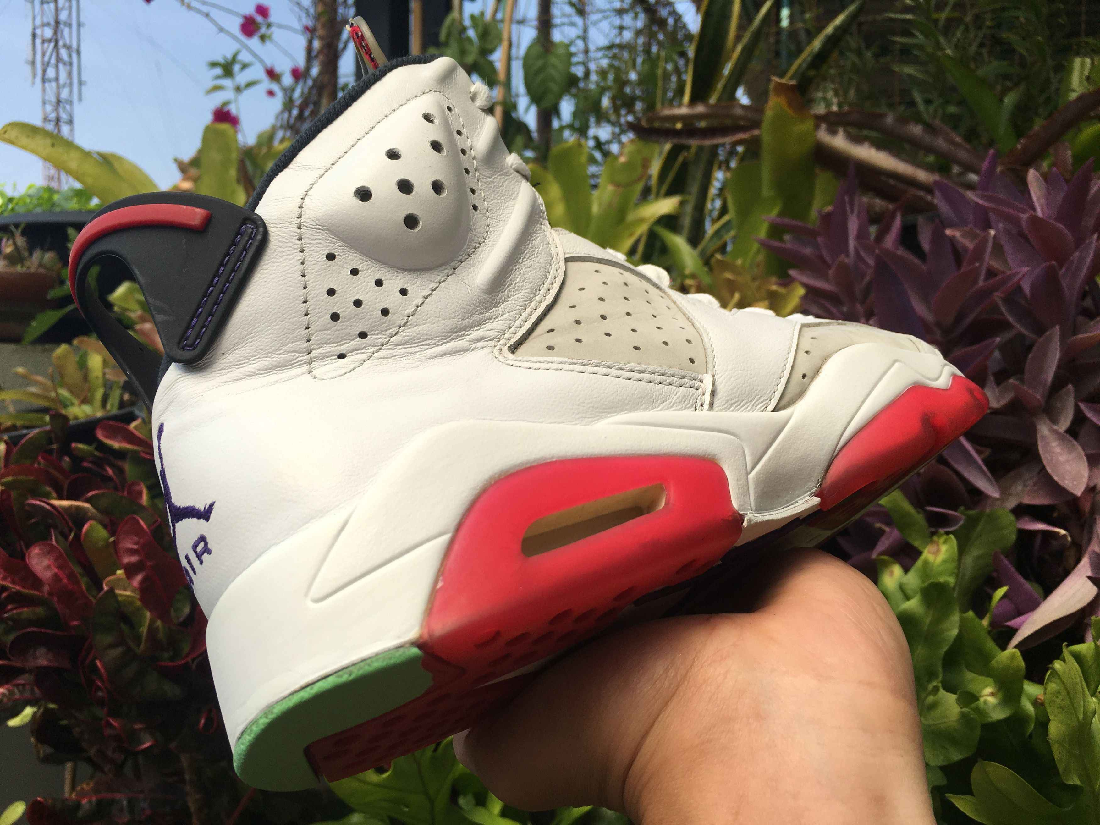Jordan Brand × Nike 🔥 Nike Air Jordan 6 Retro Hare Size US 10 / EU 43 - 25 Thumbnail