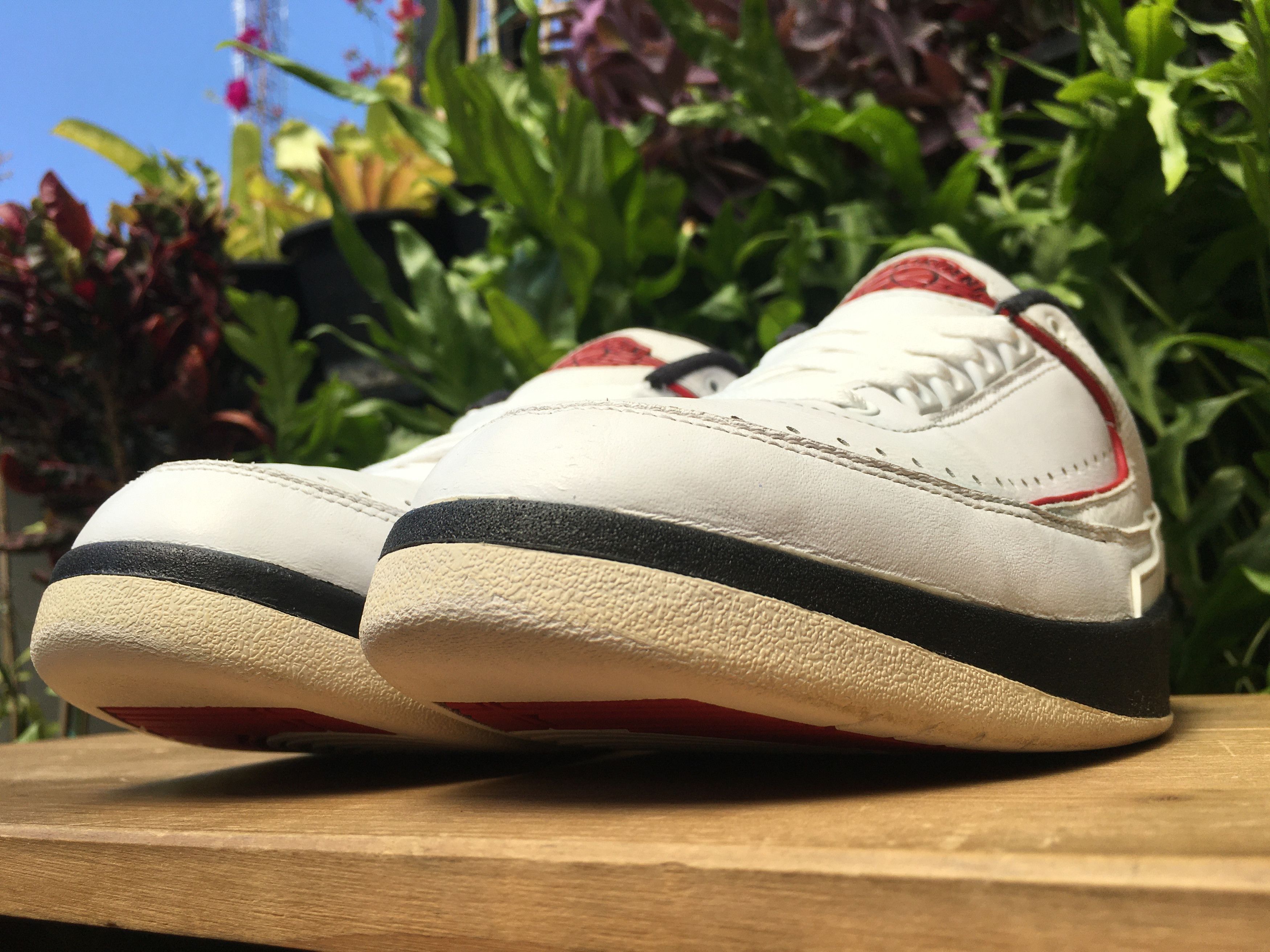 Jordan Brand × Nike 🔥 Nike Air Jordan 2 Retro Low Chicago 2016 Size US 10 / EU 43 - 12 Thumbnail