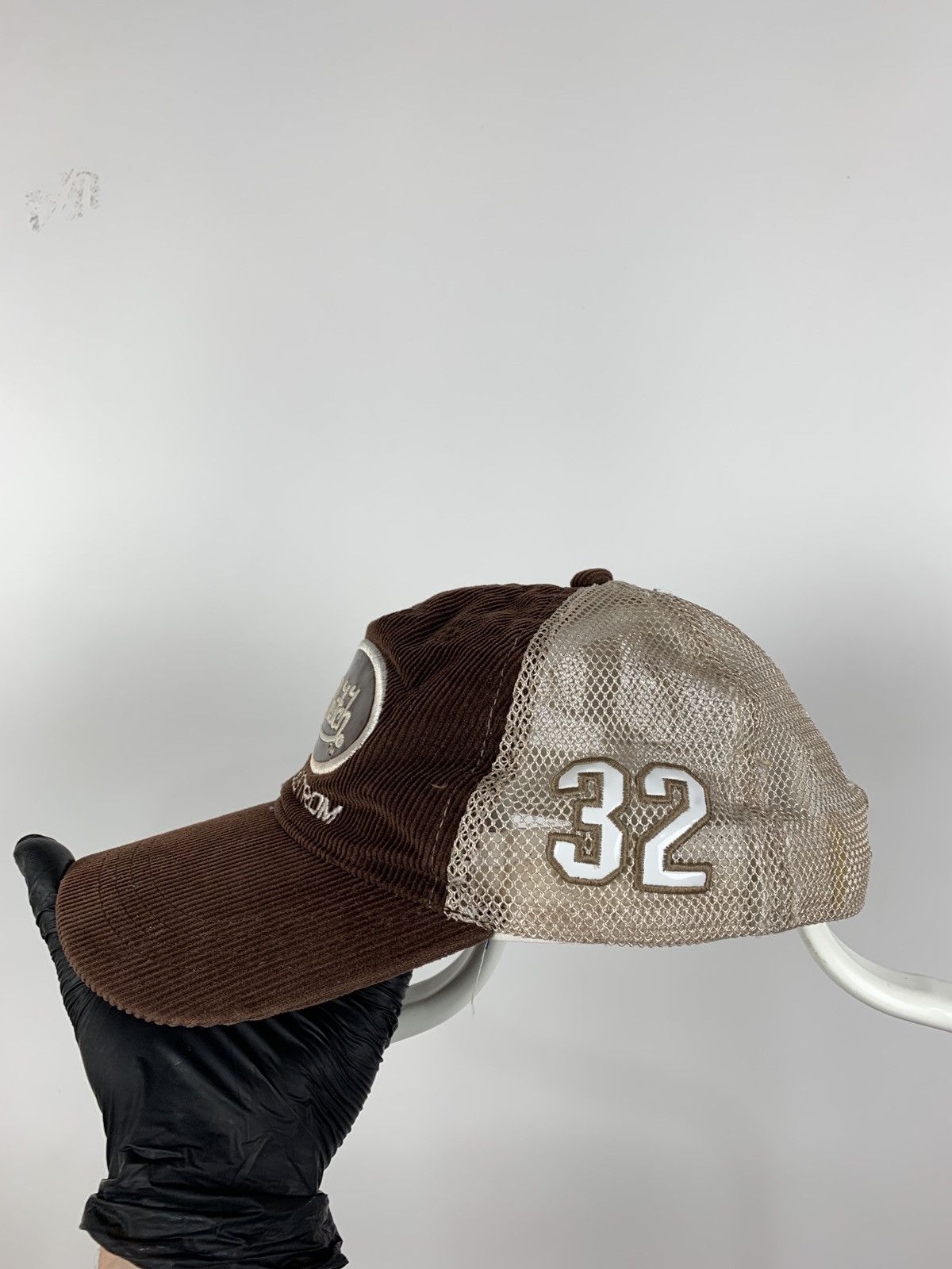 Vintage Vintage Von Dutch Eric Bostrom 32 Corduroy Brown Trucker Hat Size ONE SIZE - 9 Thumbnail