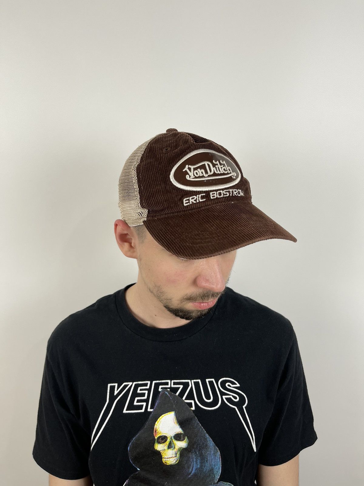 Vintage Vintage Von Dutch Eric Bostrom 32 Corduroy Brown Trucker Hat Size ONE SIZE - 3 Thumbnail