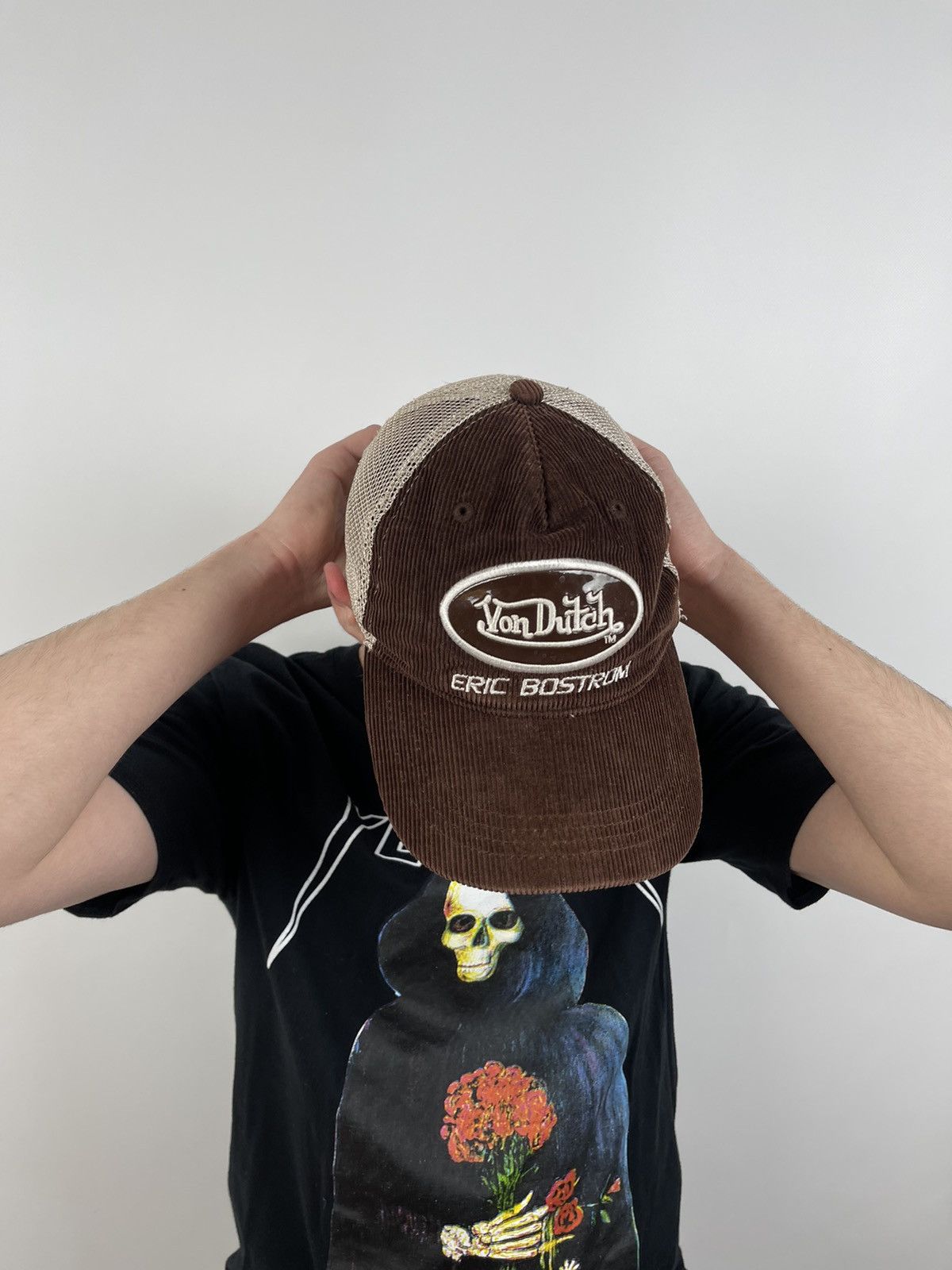 Vintage Vintage Von Dutch Eric Bostrom 32 Corduroy Brown Trucker Hat Size ONE SIZE - 2 Thumbnail