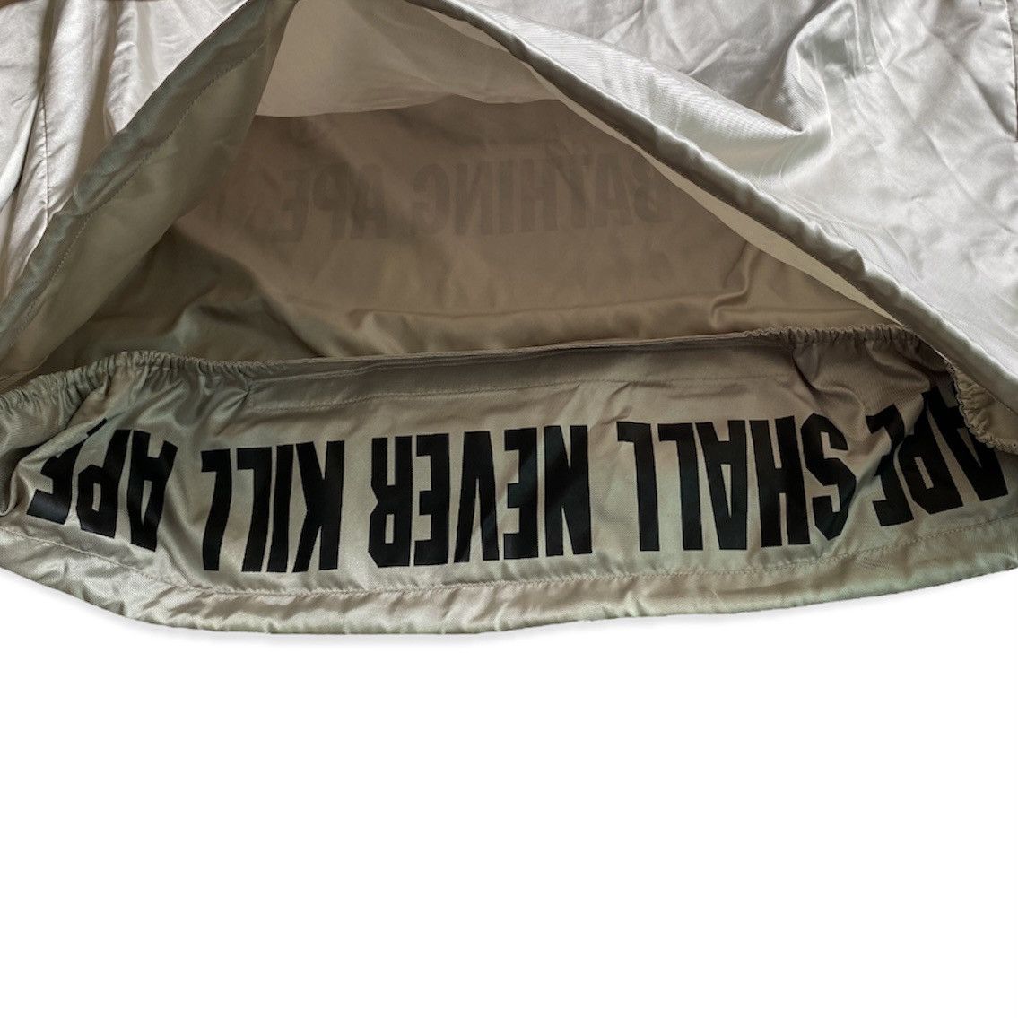 Bape Very Rare Vintage 90’s Bape Mad Face Pull Over Rain Coat Size US L / EU 52-54 / 3 - 9 Thumbnail
