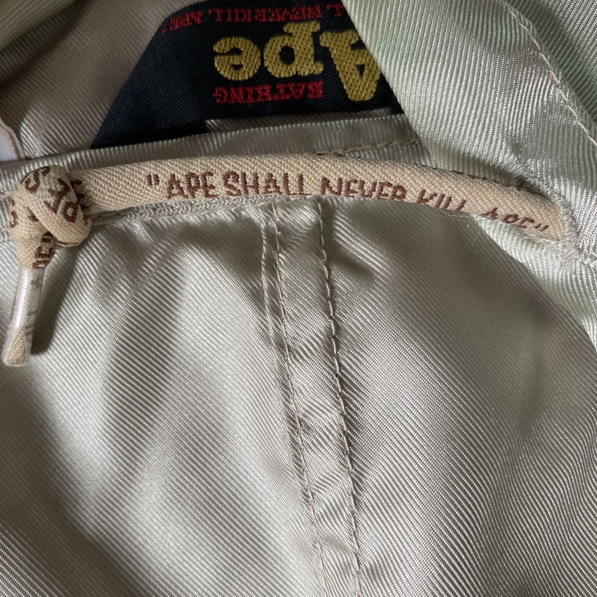 Bape Very Rare Vintage 90’s Bape Mad Face Pull Over Rain Coat Size US L / EU 52-54 / 3 - 8 Thumbnail