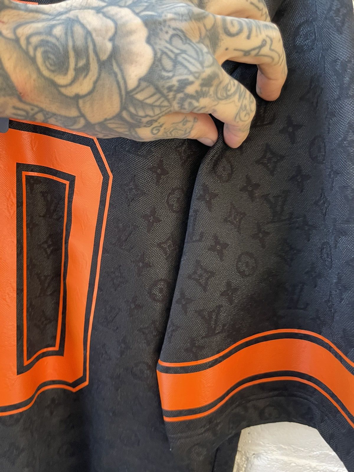 Louis Vuitton × Virgil Abloh LV Louis Vuitton by Virgil NEW Jersey XL Size US XL / EU 56 / 4 - 8 Thumbnail