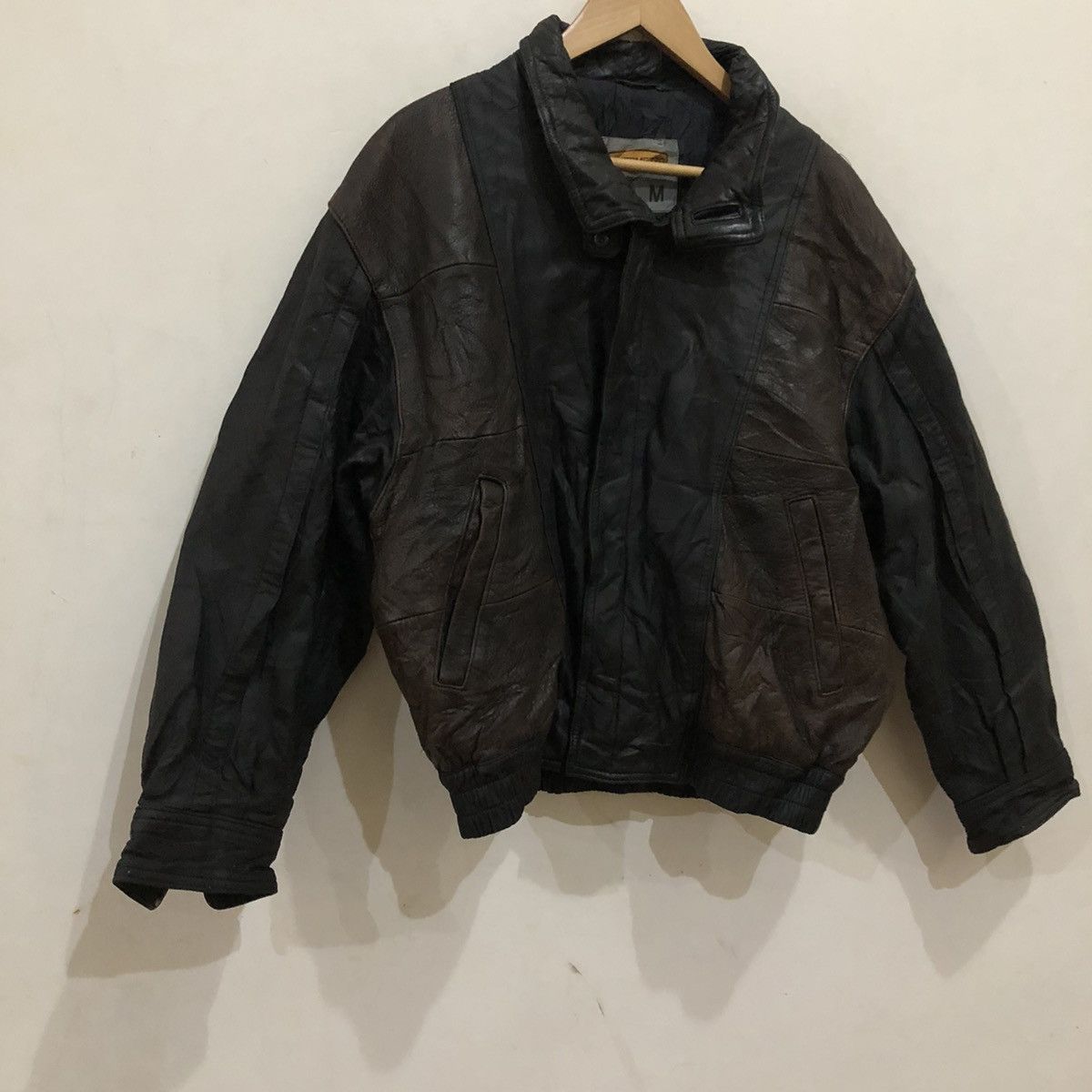 Aero Leathers Bomber Leather Jacket Intermezzo by D'URBAN Inc Size US M / EU 48-50 / 2 - 3 Thumbnail