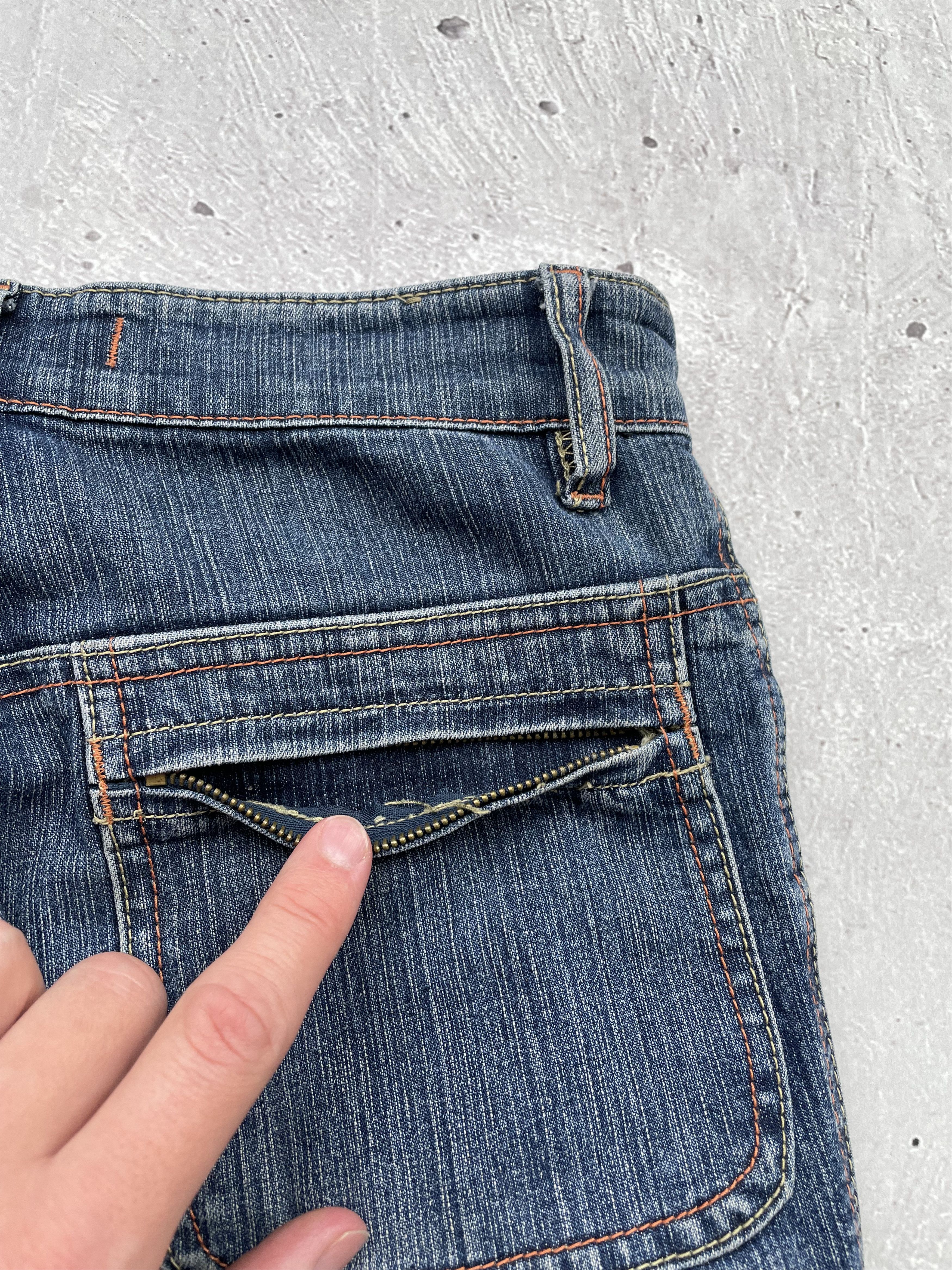 Japanese Brand × Vintage Vintage Flare Jeans Size 26" / US 2 / IT 38 - 9 Thumbnail