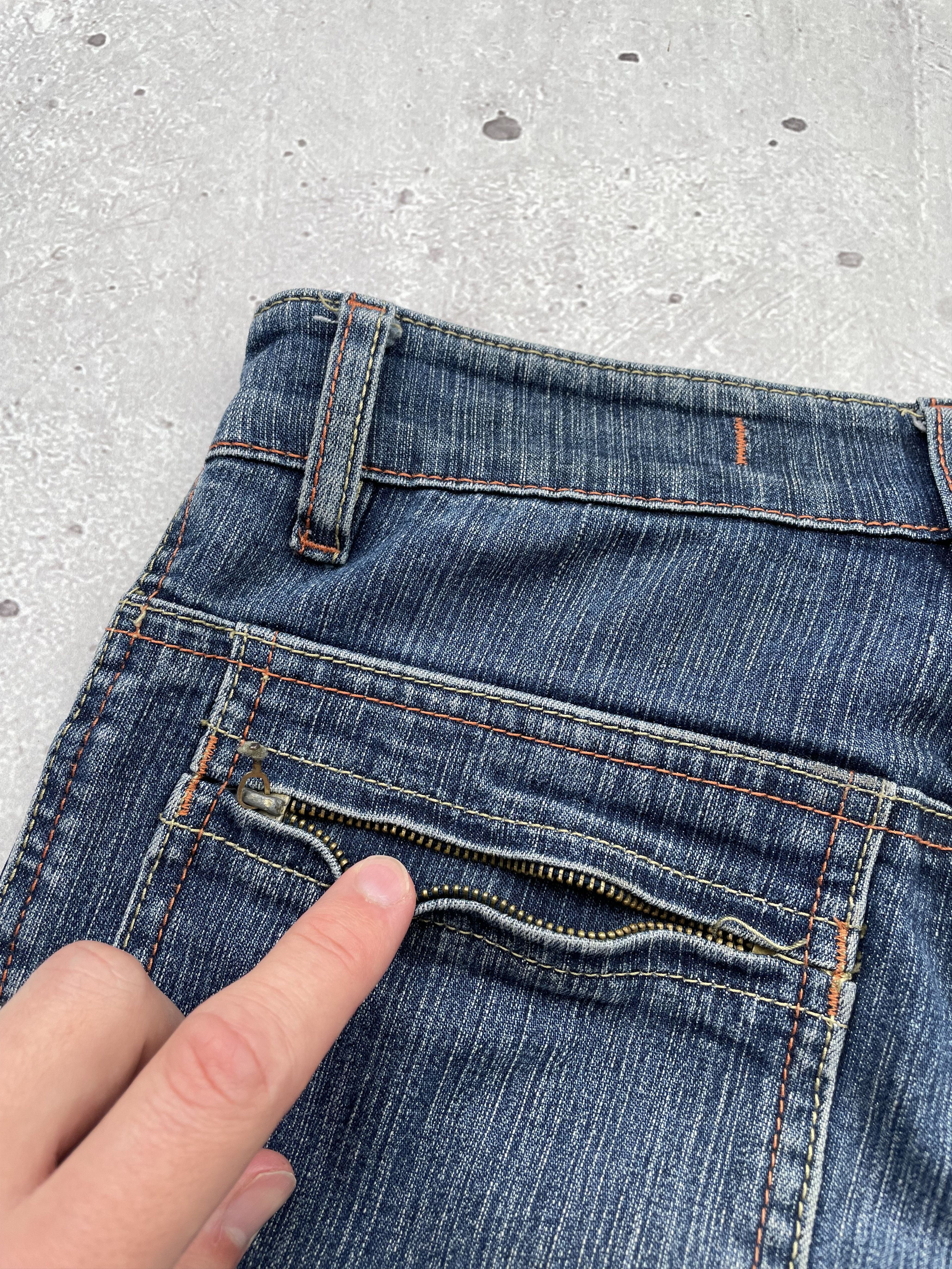 Japanese Brand × Vintage Vintage Flare Jeans Size 26" / US 2 / IT 38 - 8 Thumbnail
