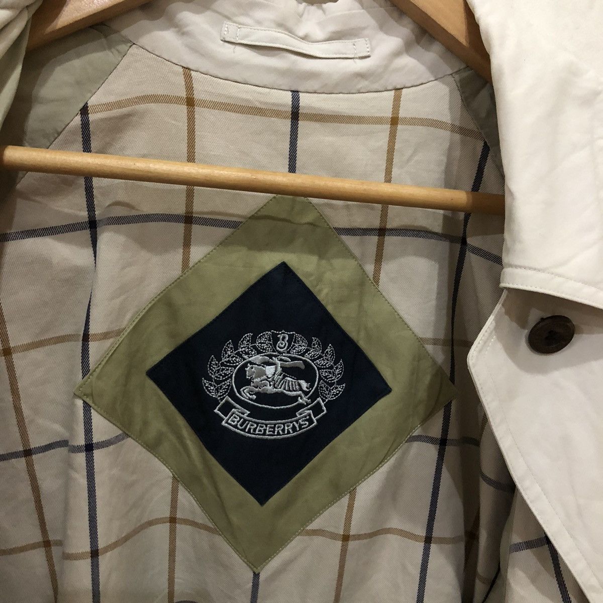Burberry Vintage Trench Coat Burberry Big Logo Size US M / EU 48-50 / 2 - 9 Thumbnail