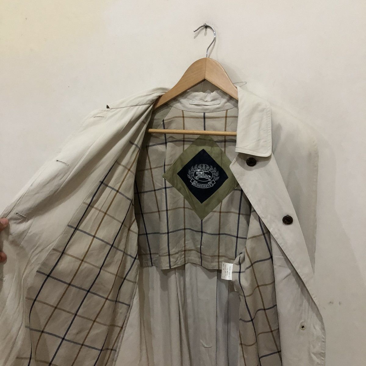 Burberry Vintage Trench Coat Burberry Big Logo Size US M / EU 48-50 / 2 - 8 Thumbnail