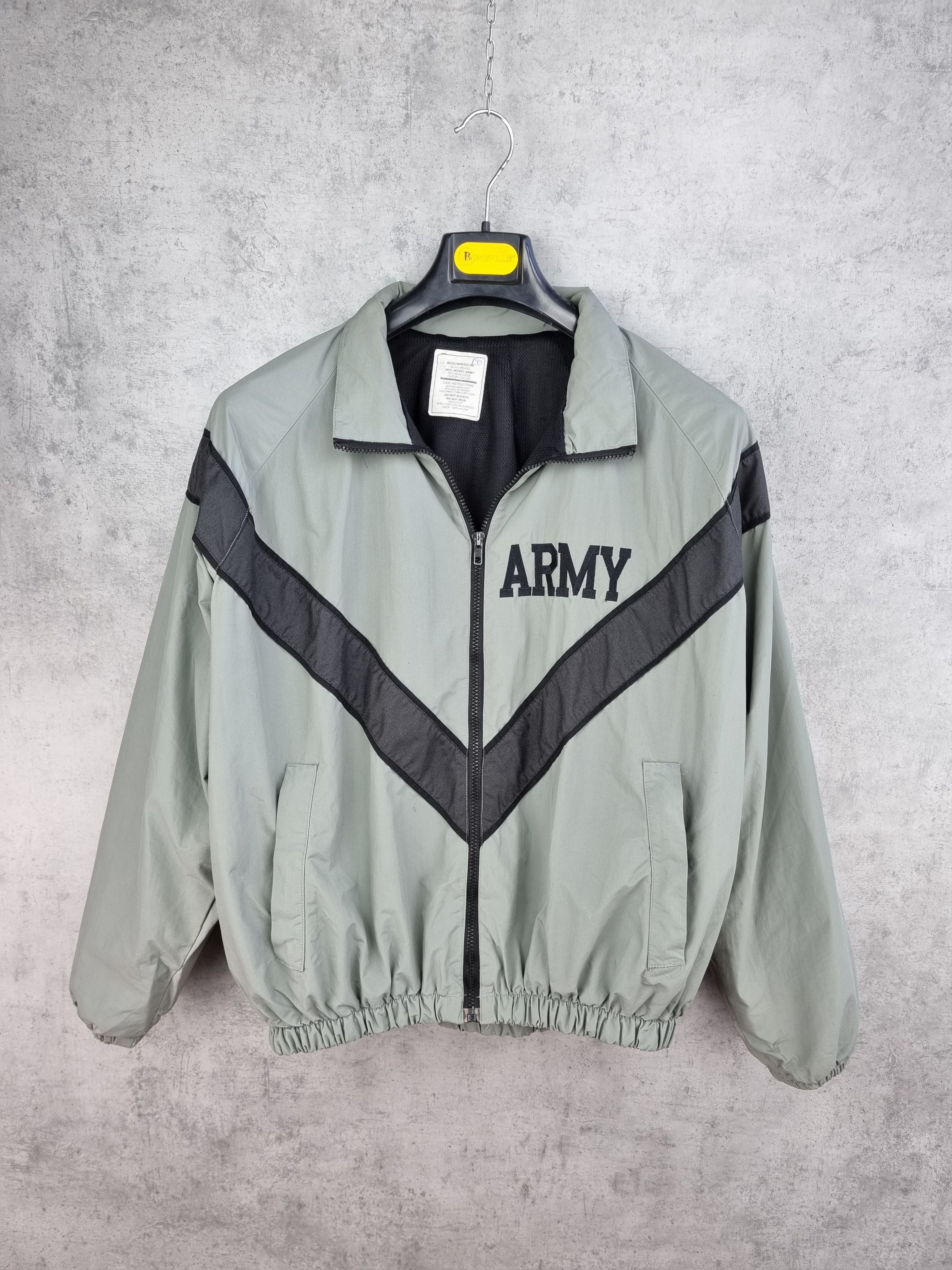 Other 90s Vintage US Army Reflective Jacket seen on Shia LaBeouf Size US S / EU 44-46 / 1 - 17 Thumbnail