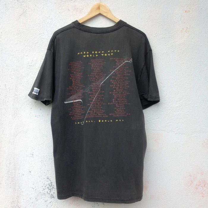 Band Tees × Hard Rock Cafe × Vintage Vintage Hard Rock Cafe World Tour Saipan Tee Size US XL / EU 56 / 4 - 1 Thumbnail