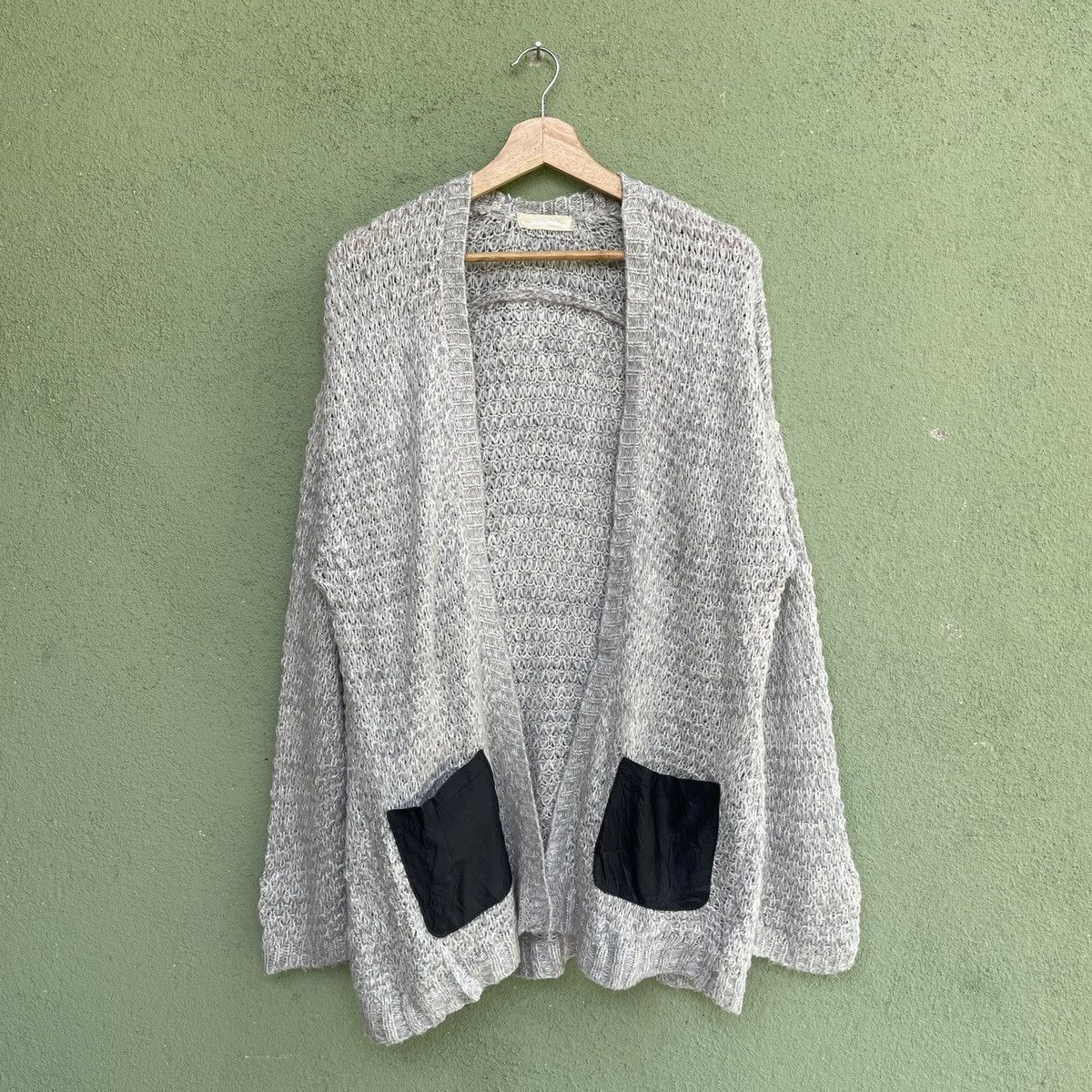 Aran Isles Knitwear Vintage Jeanasis Cardigan Knitwear Nice Design Japan Size US M / EU 48-50 / 2 - 1 Thumbnail